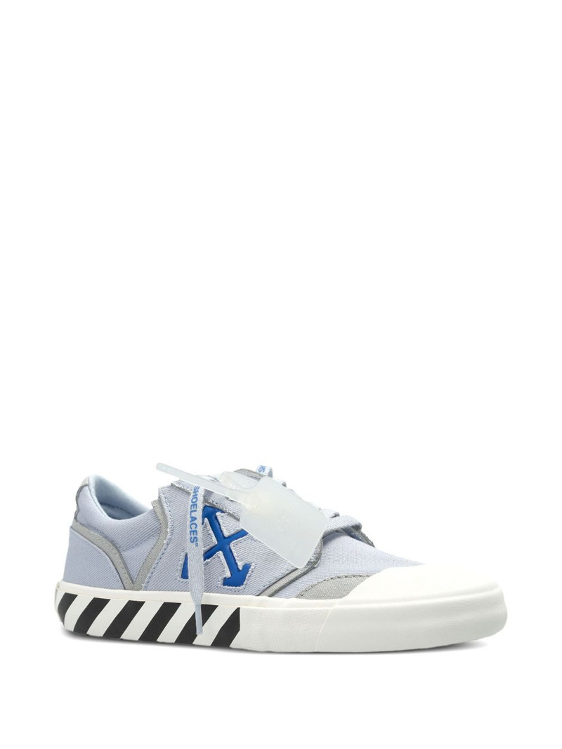 Off-White Vulcanized low-top sneakers outlook