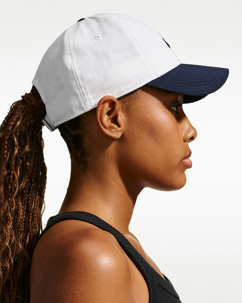 Nike Club Unstructured Futura Wash Cap 4