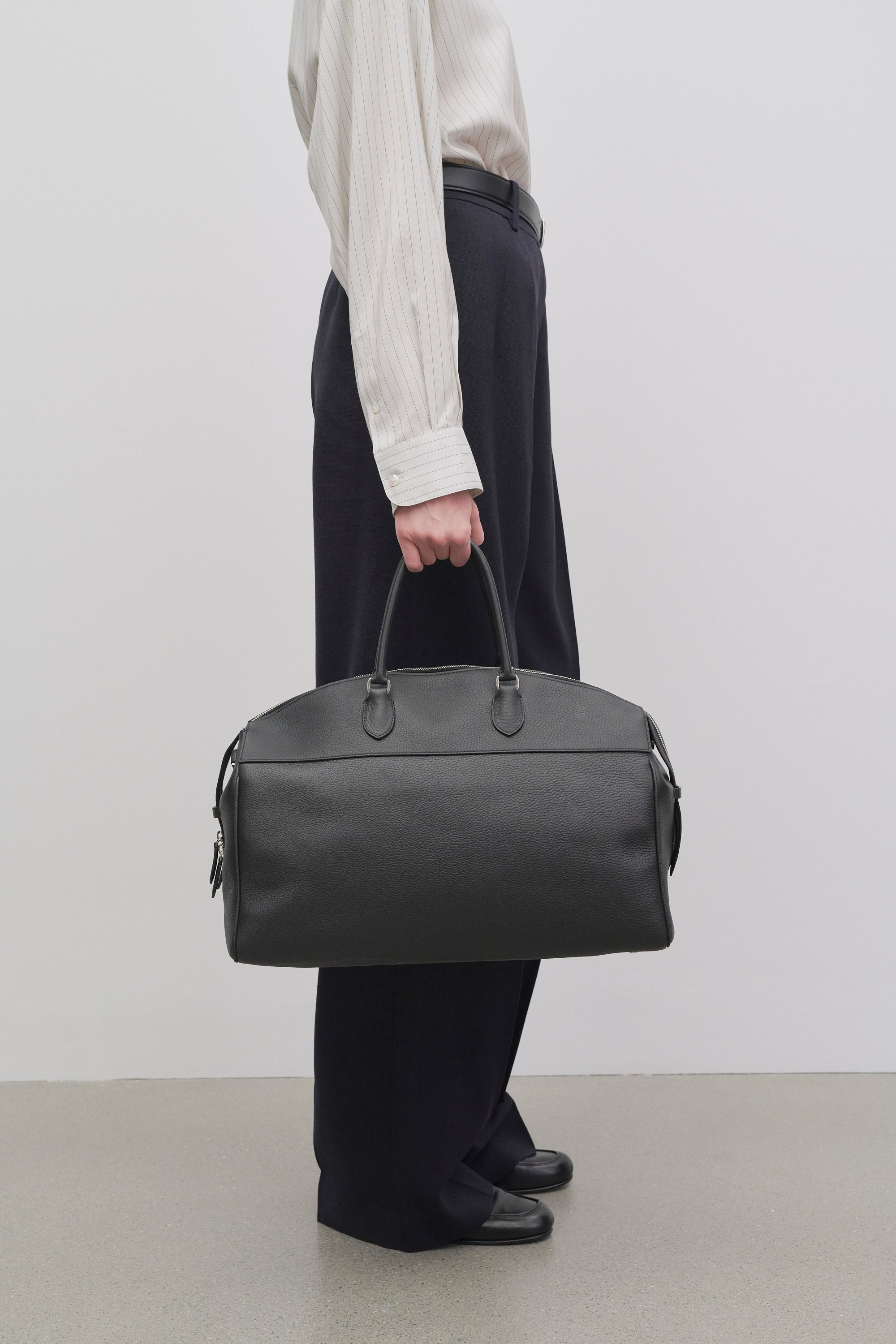 George Duffle in Leather - 5