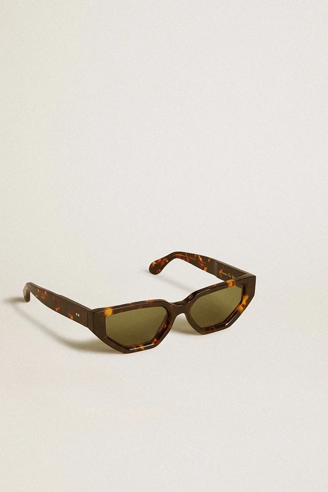Rectangular-style sunglasses with Havana brown frame - 1