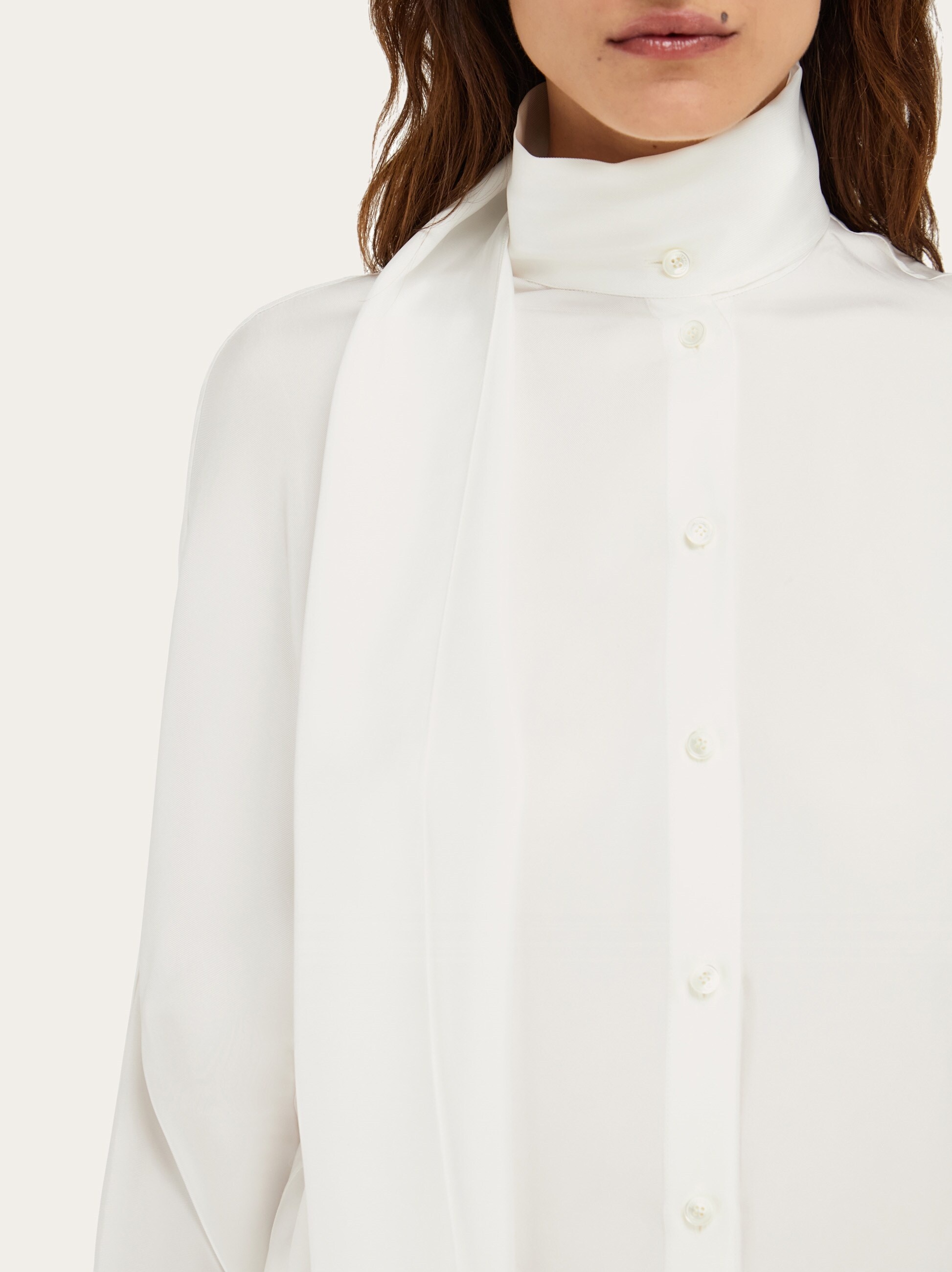 Viscose blouse with sash collar - 6