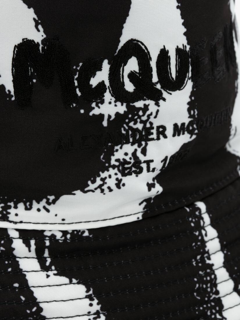 Mcqueen Graffiti Bucket Hat in Black/ivory - 3