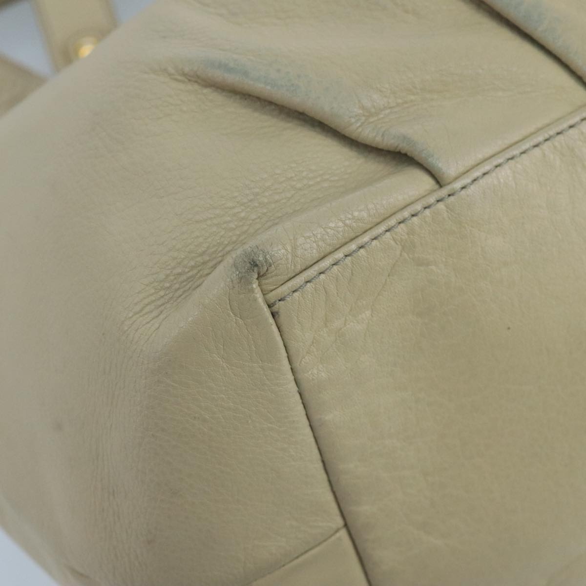Burberry Tote Bag Leather White - 13