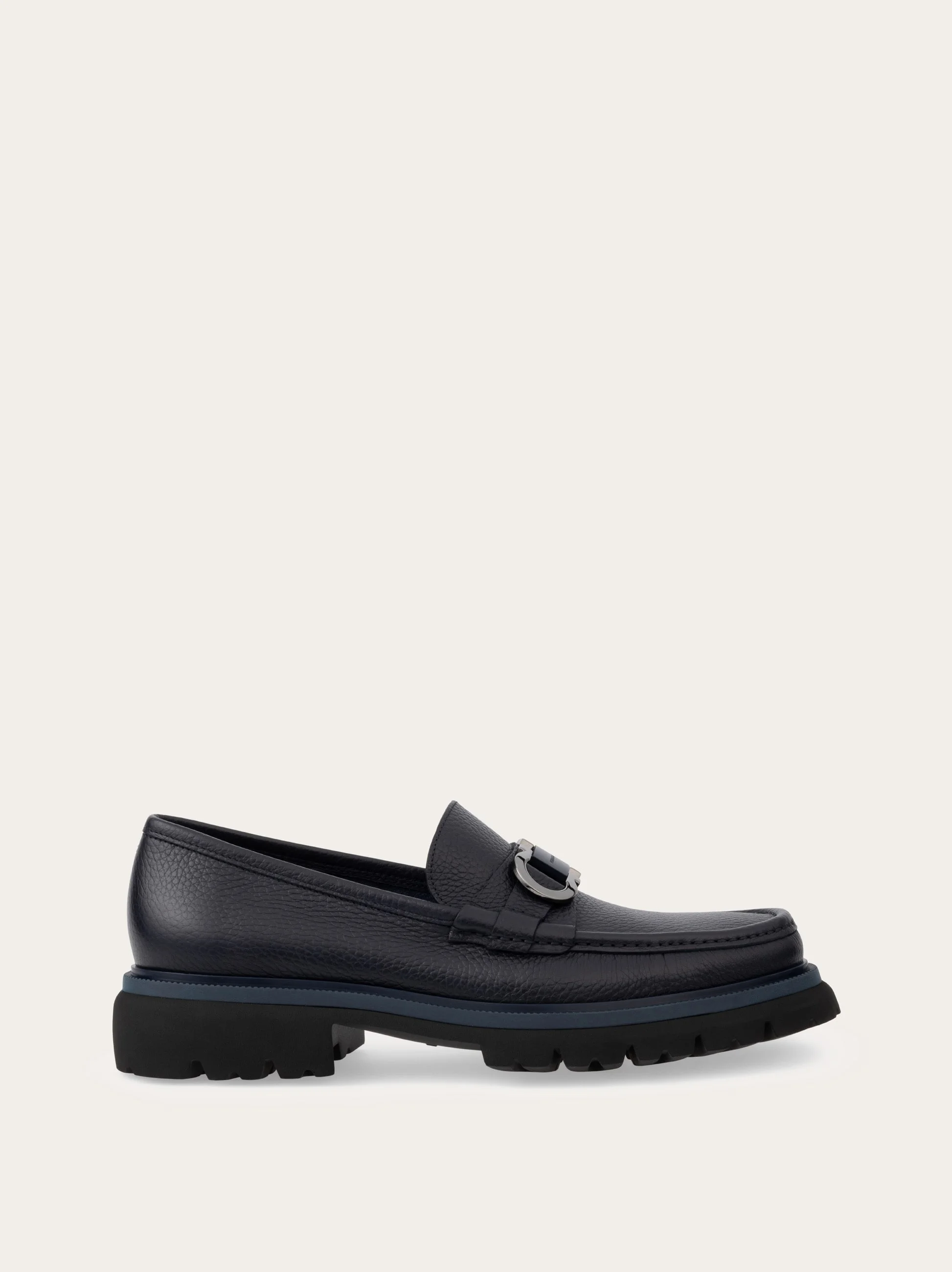 Gancini ornament loafer - 1