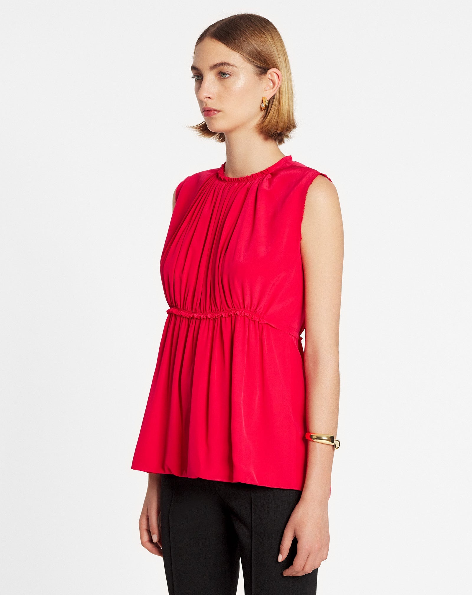 FITTED SLEEVELESS TOP - 3