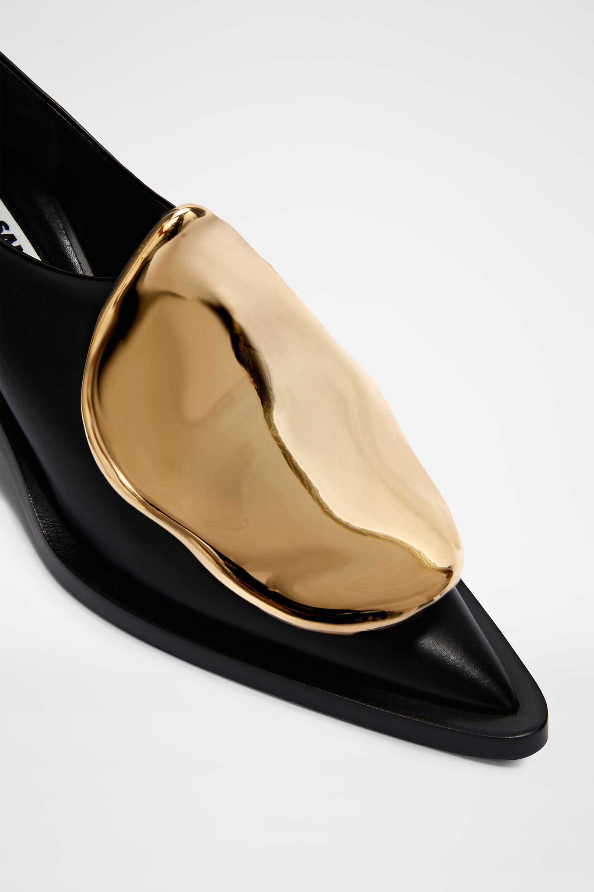 Pumps - 6