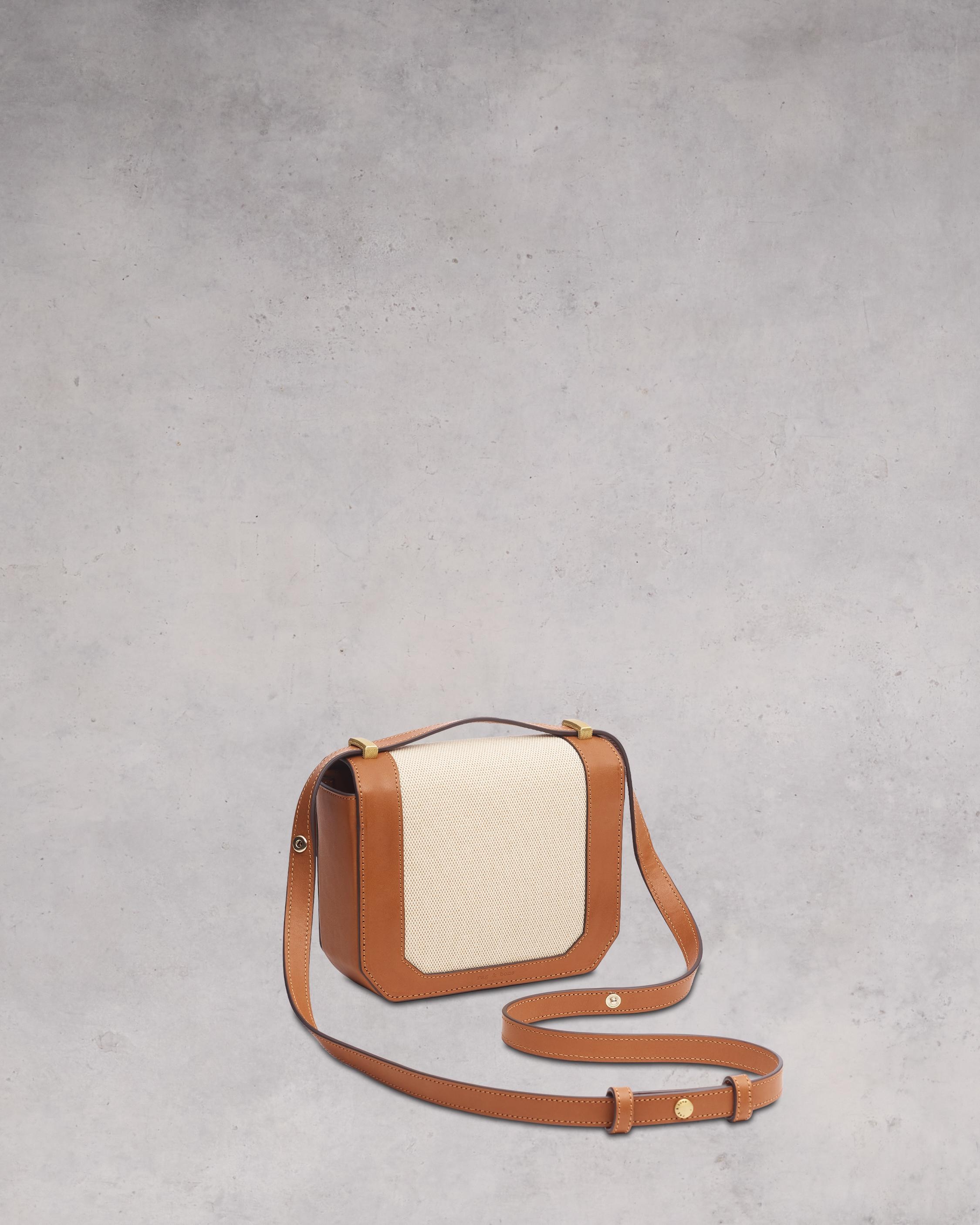 Max Crossbody Bag - Leather
Small Crossbody Bag - 3