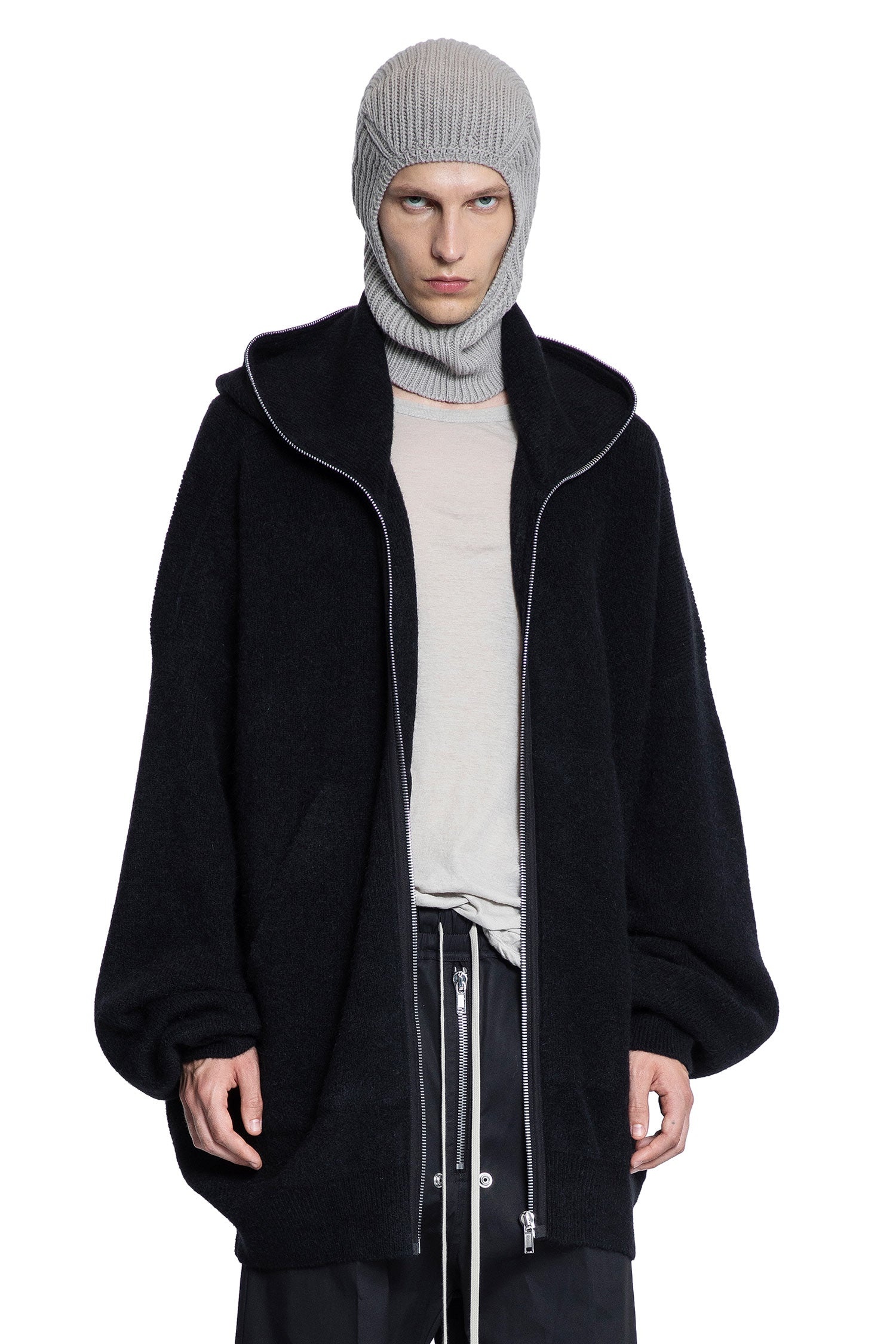 Concordians-Gimp-Hoodie-Pversize-In-Alpaca-Knit - 5