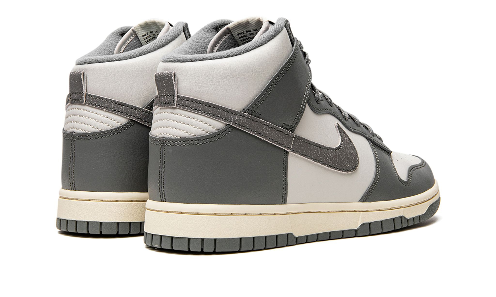 Dunk High "Light Bone / Tumbled Grey" - 3