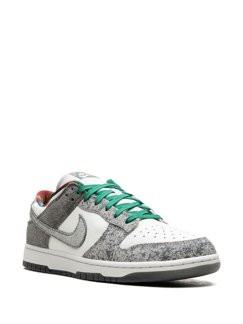 Nike Dunk Low "Philly" sneakers outlook