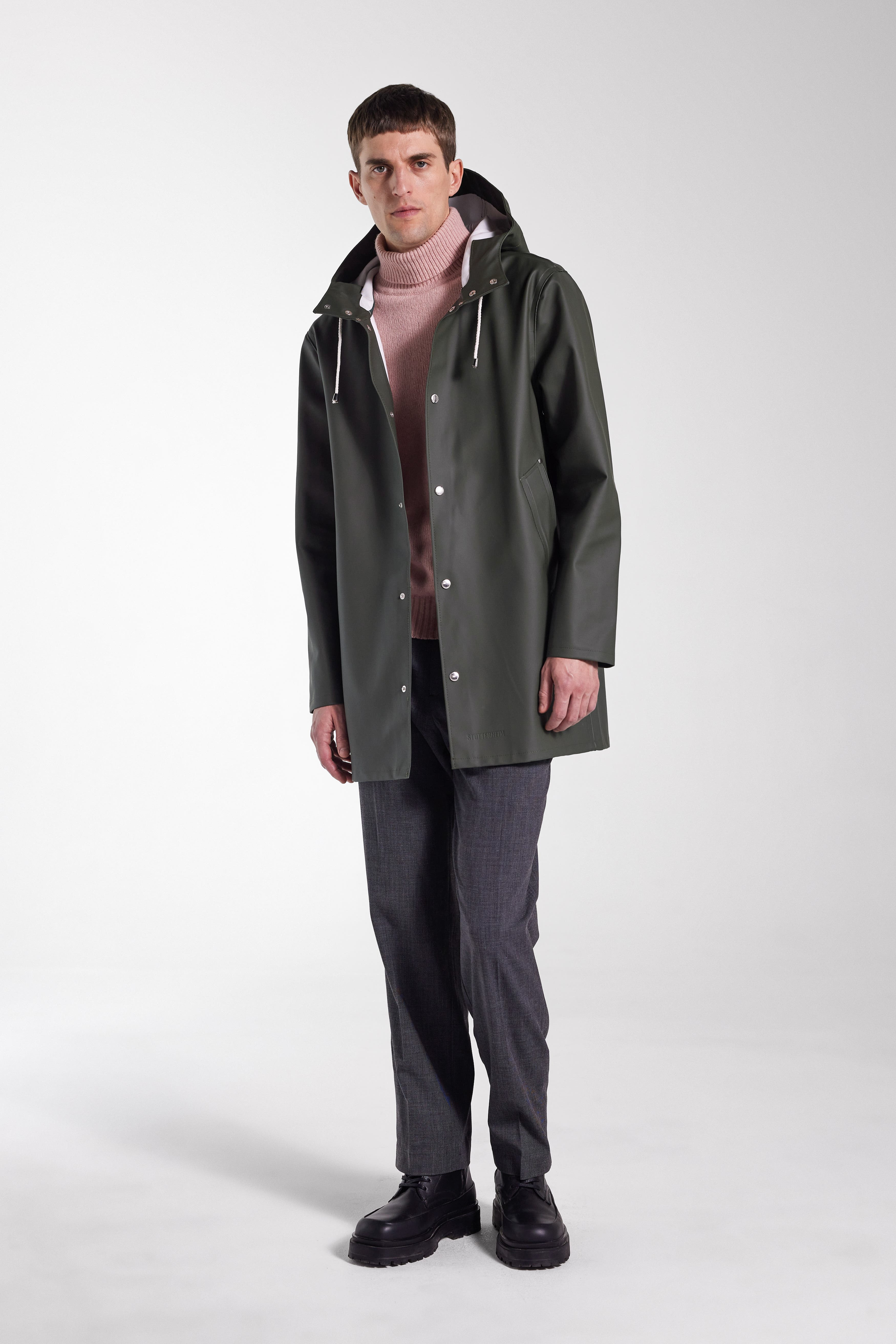 Stutterheim Stockholm Lightweight Raincoat in Green at Nordstrom - 9