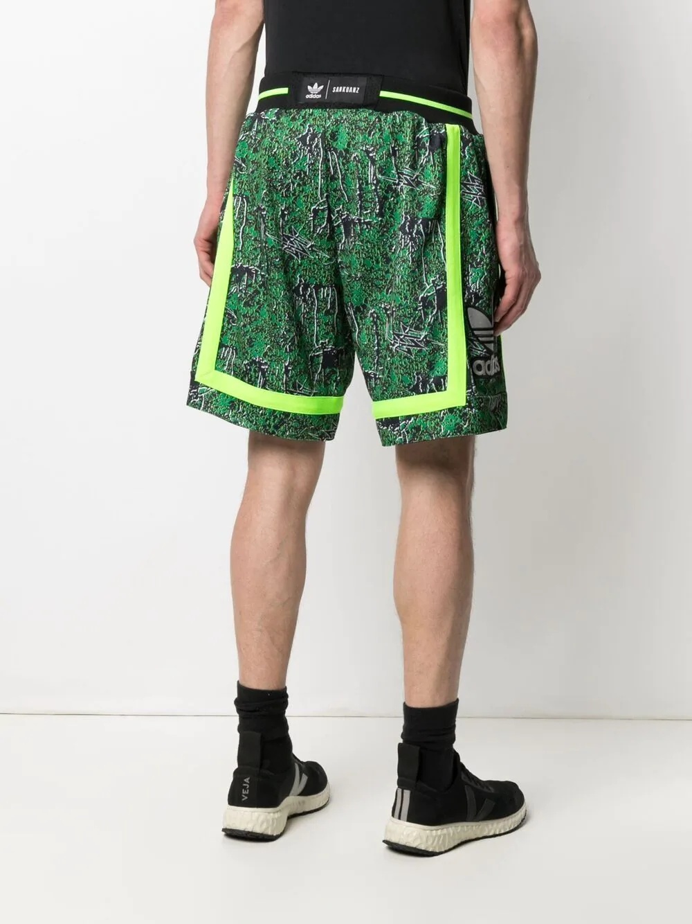 graphic-print deck shorts - 5