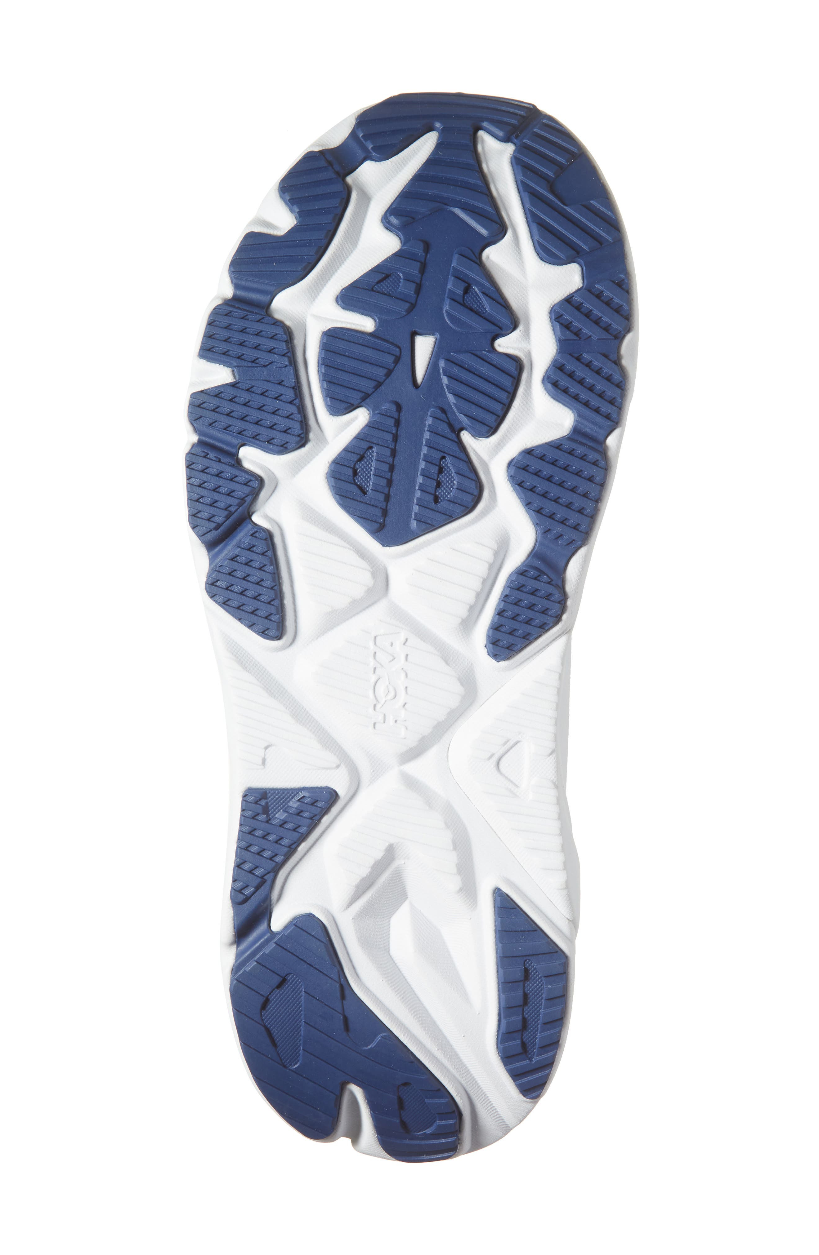 HOKA Arahi 8 Running Shoe in Stardust /Cosmic Grey at Nordstrom - 6
