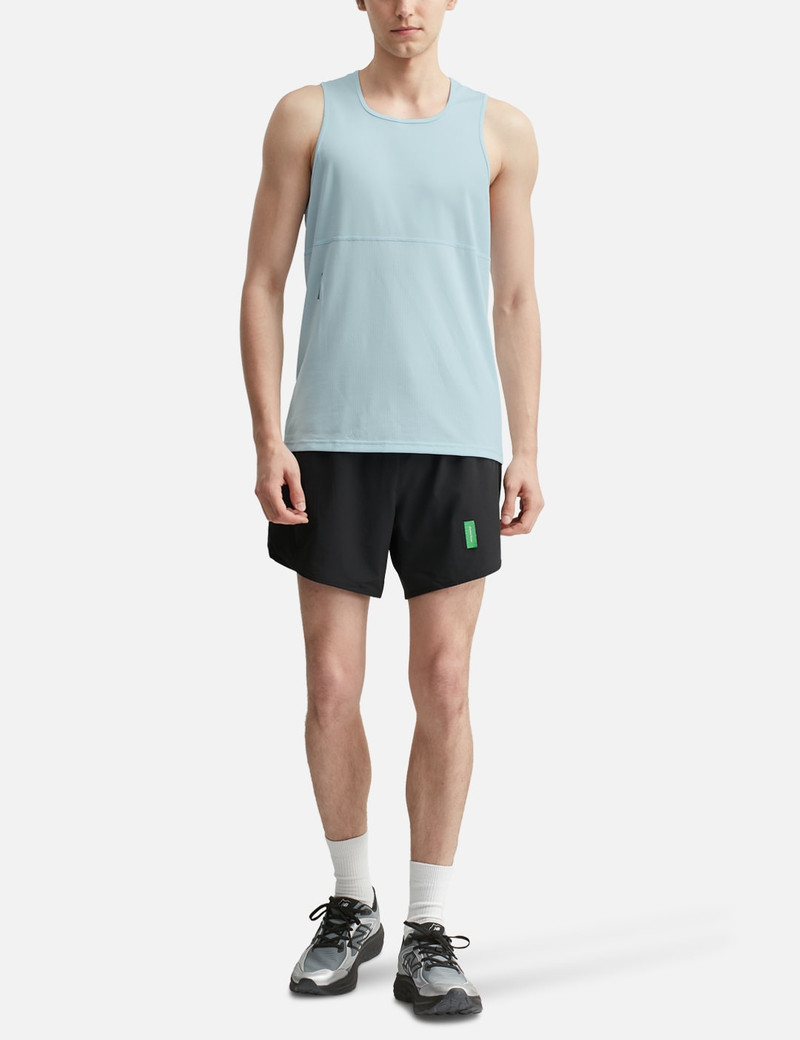 District Vision PANELED TRAINING SINGLET outlook