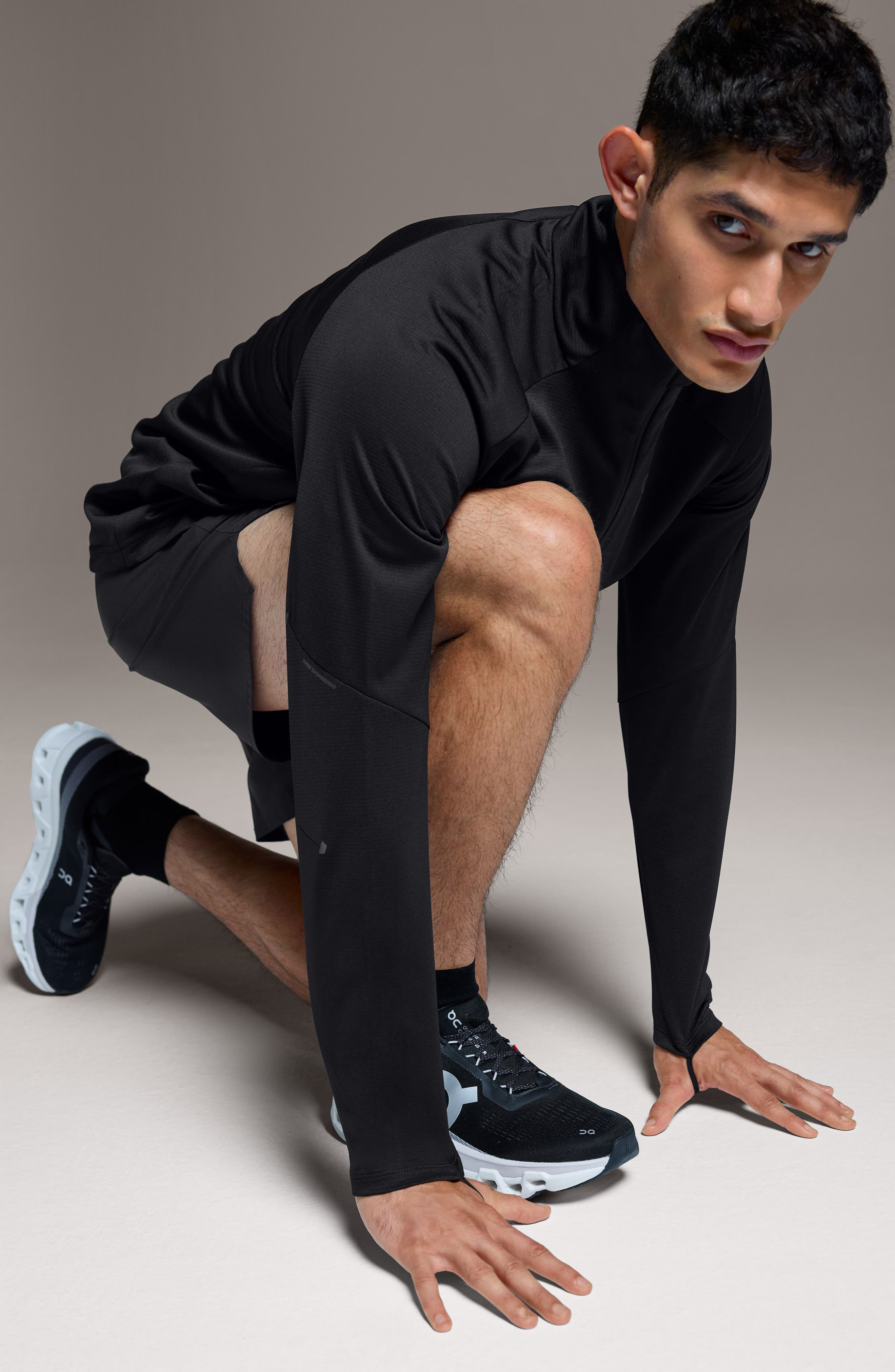 Climate Knit Quarter Zip Running Top - 9