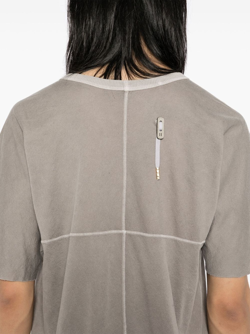 round-neck T-shirt 4