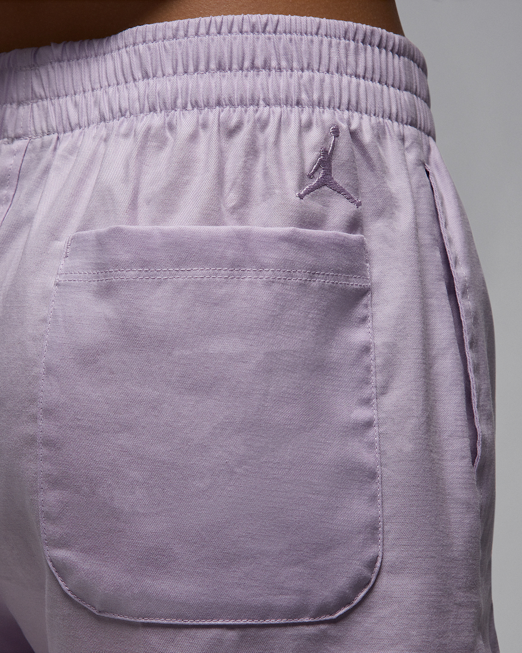 Jordan Women's Woven Shorts - 6
