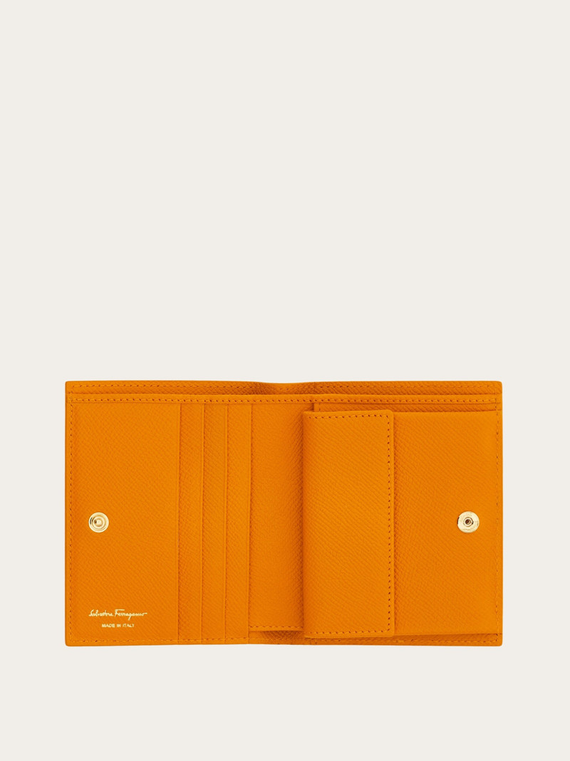 FERRAGAMO Gancini compact wallet outlook