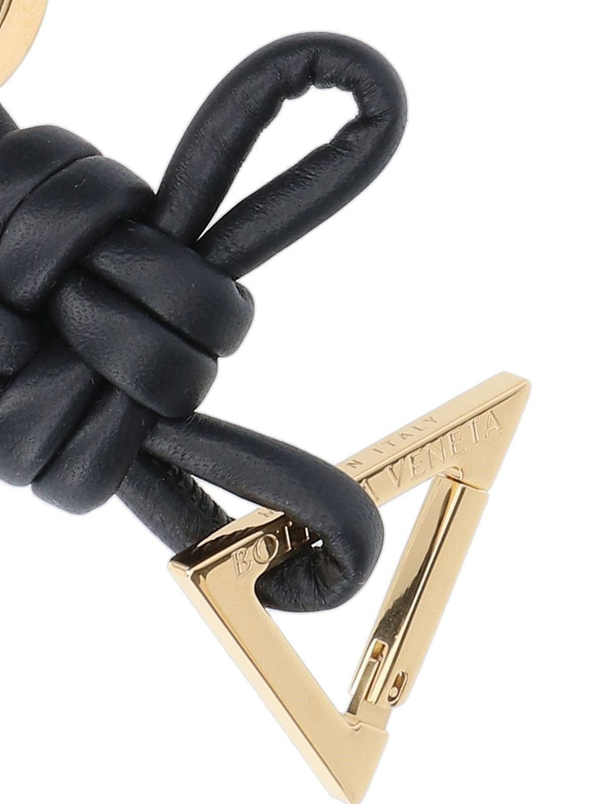 'TRIANGLE' KEYCHAIN - 3