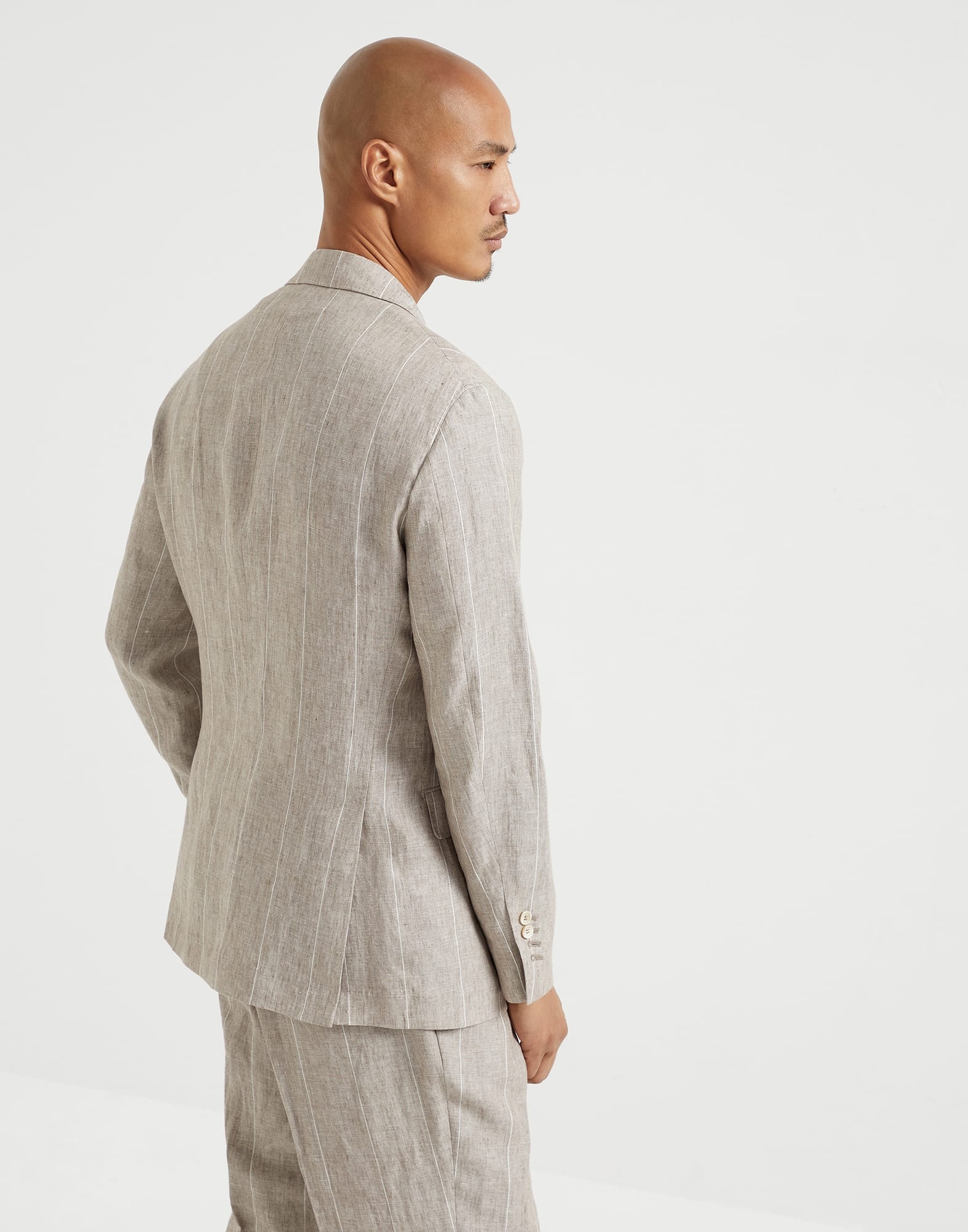Linen wide chalk stripe deconstructed blazer with large peak lapels - 2