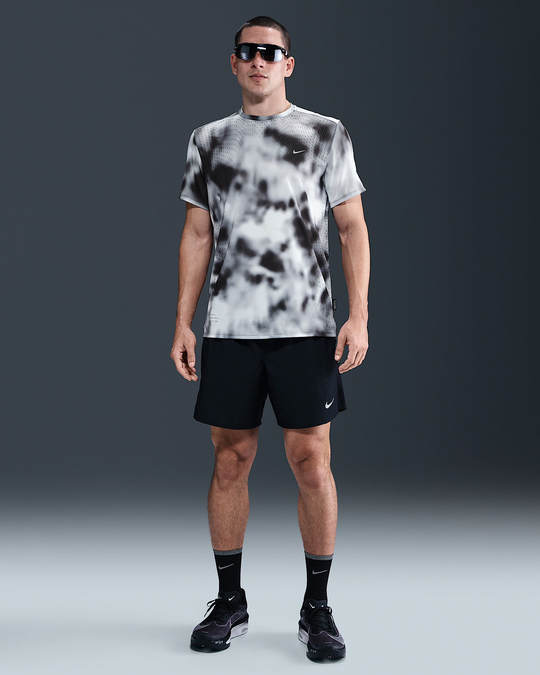 Nike Running Division Breathe Men's Dri-FIT ADV Short-Sleeve Running Top - 4