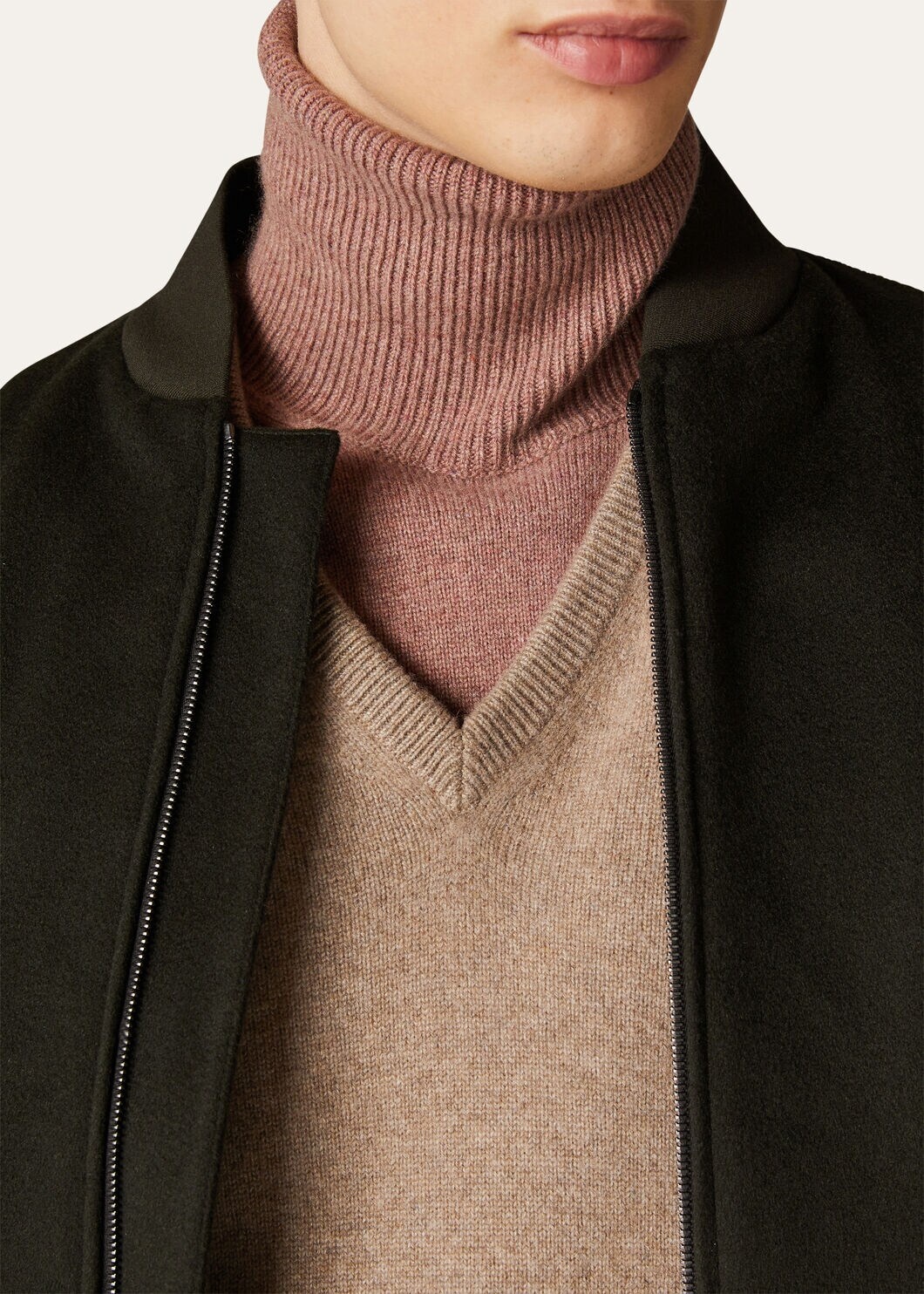 Loro V-Neck Sweater - 9