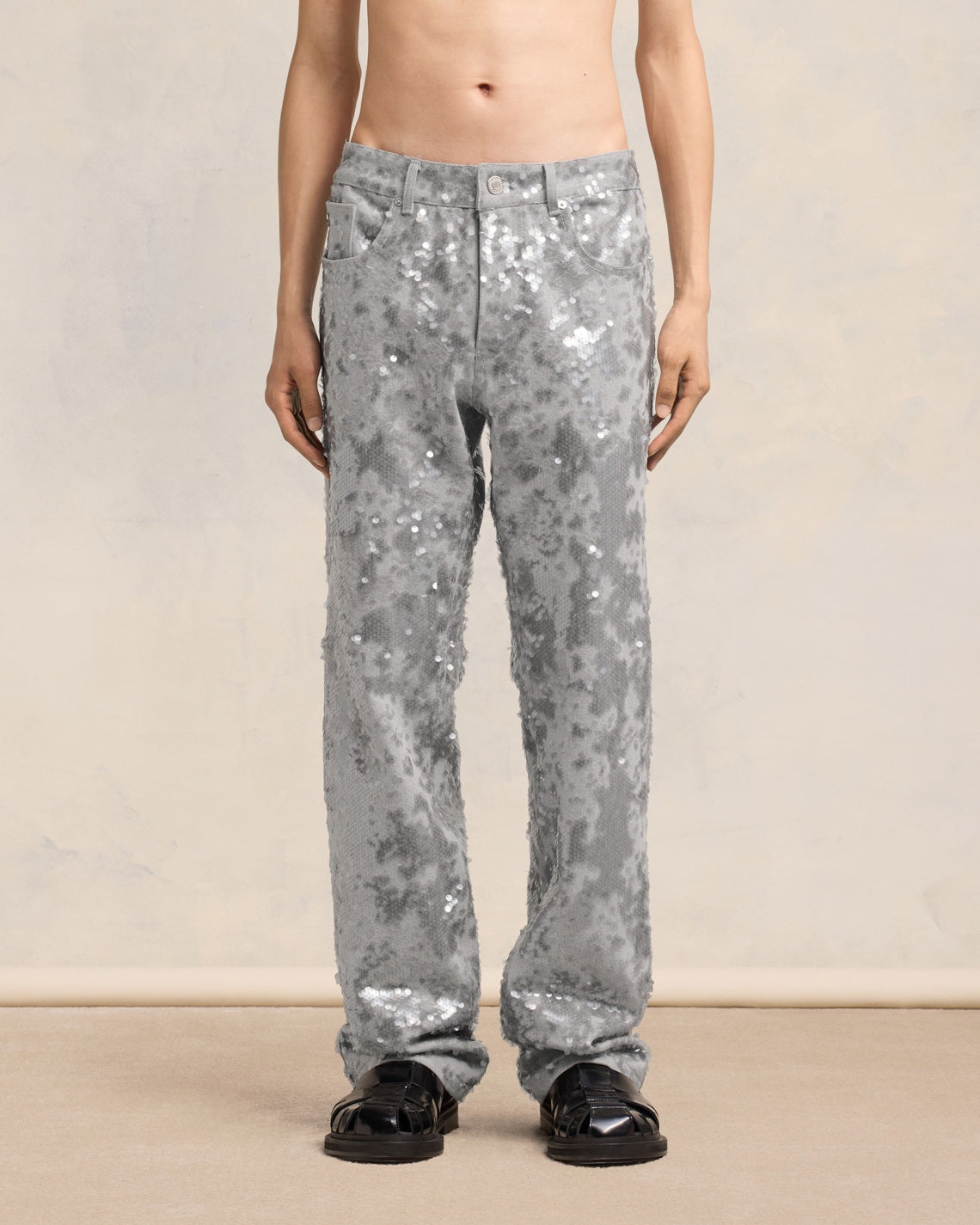 EMBROIDERED STRAIGHT FIT JEANS - 3