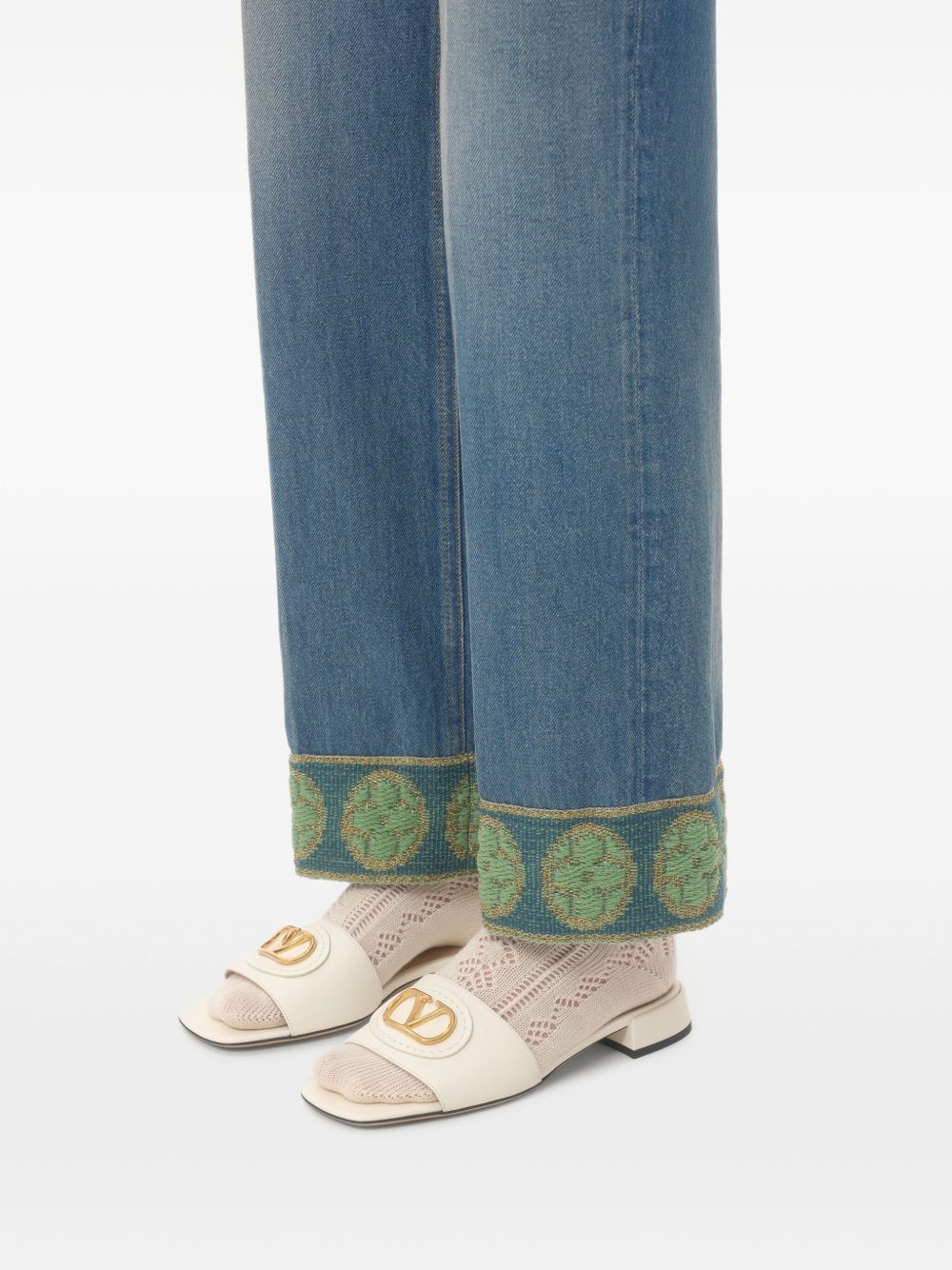 VLogo Signature slides - 7