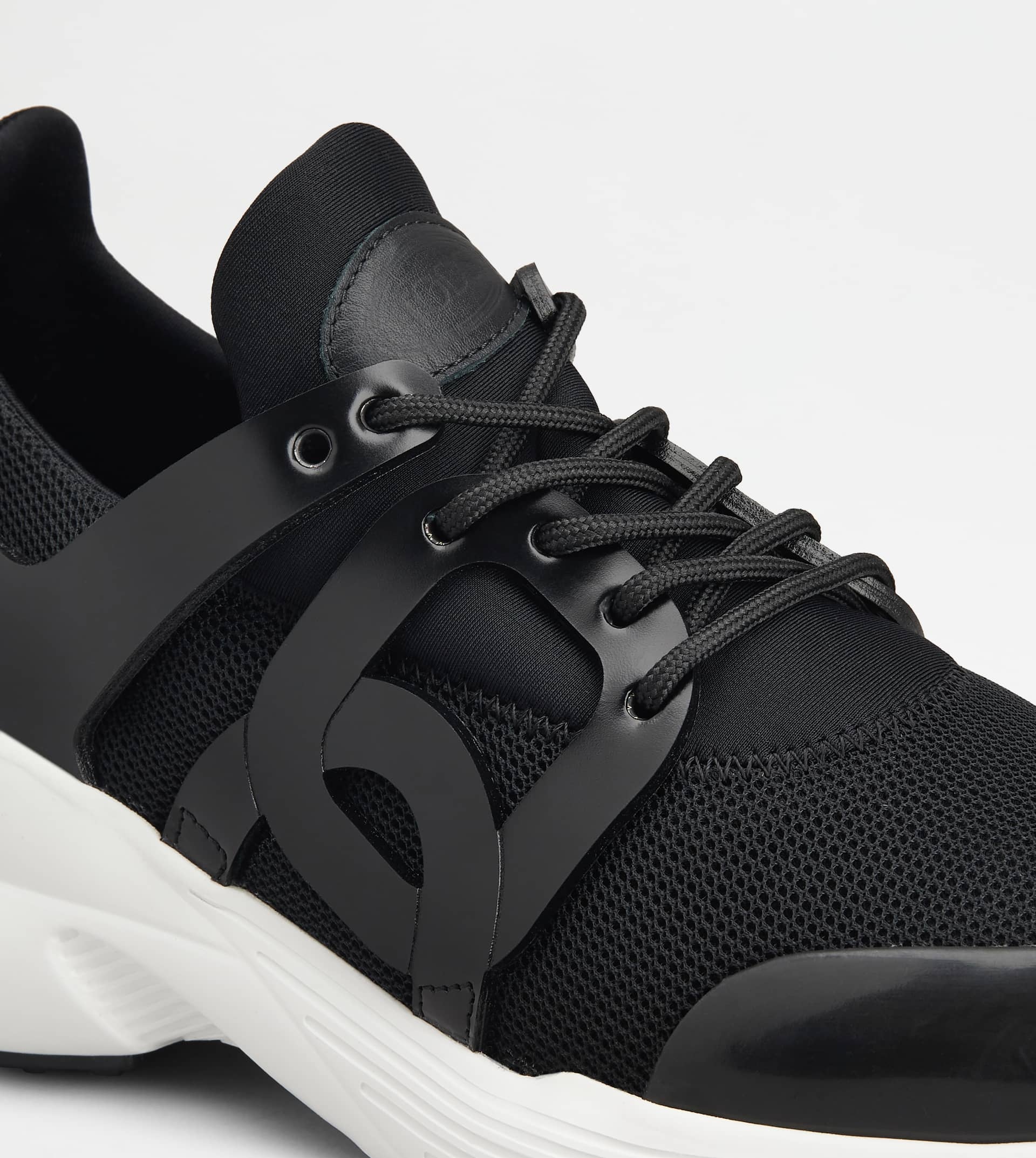 KATE SNEAKERS IN LEATHER AND TECHNICAL FABRIC - BLACK - 6