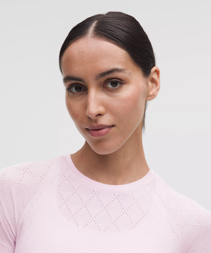 Swiftly Tech Cropped Short-Sleeve Shirt 2.0 4