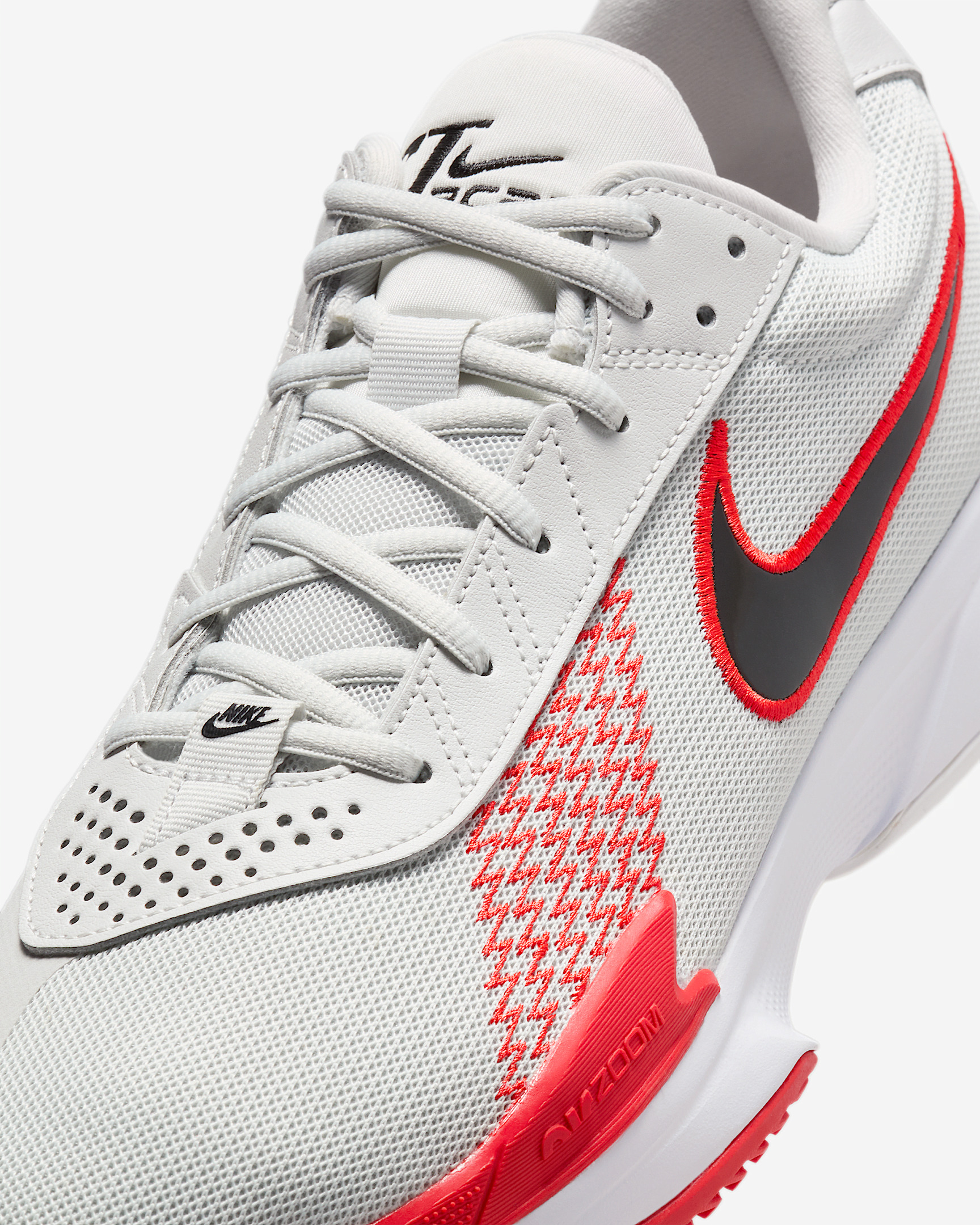 Nike G.T. Cut Academy Basketball Shoes - 7