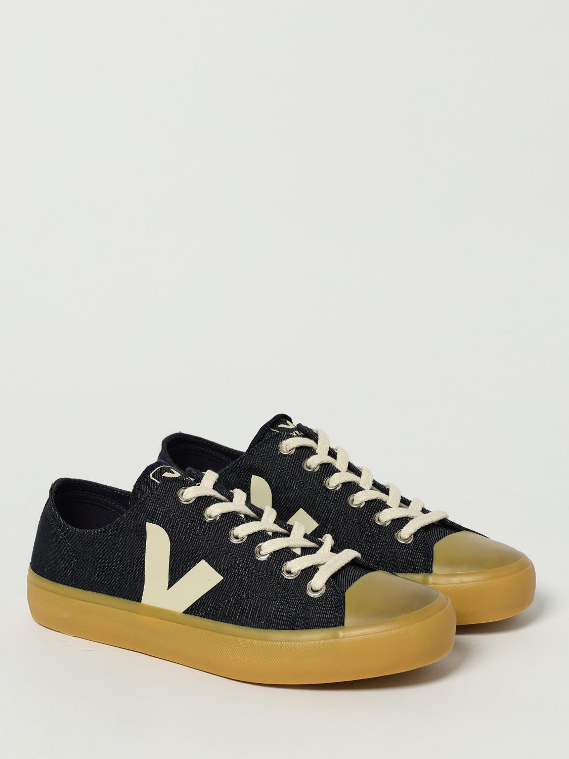 Sneakers men Veja - 2