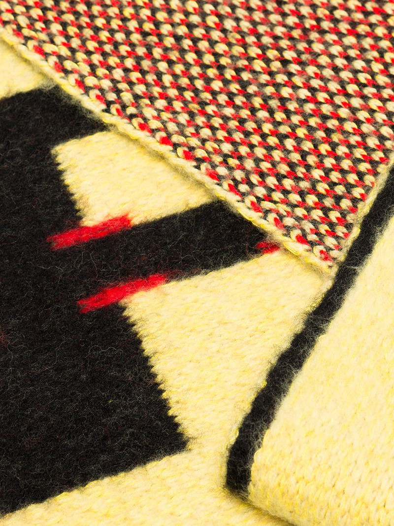 contrast logo scarf 3