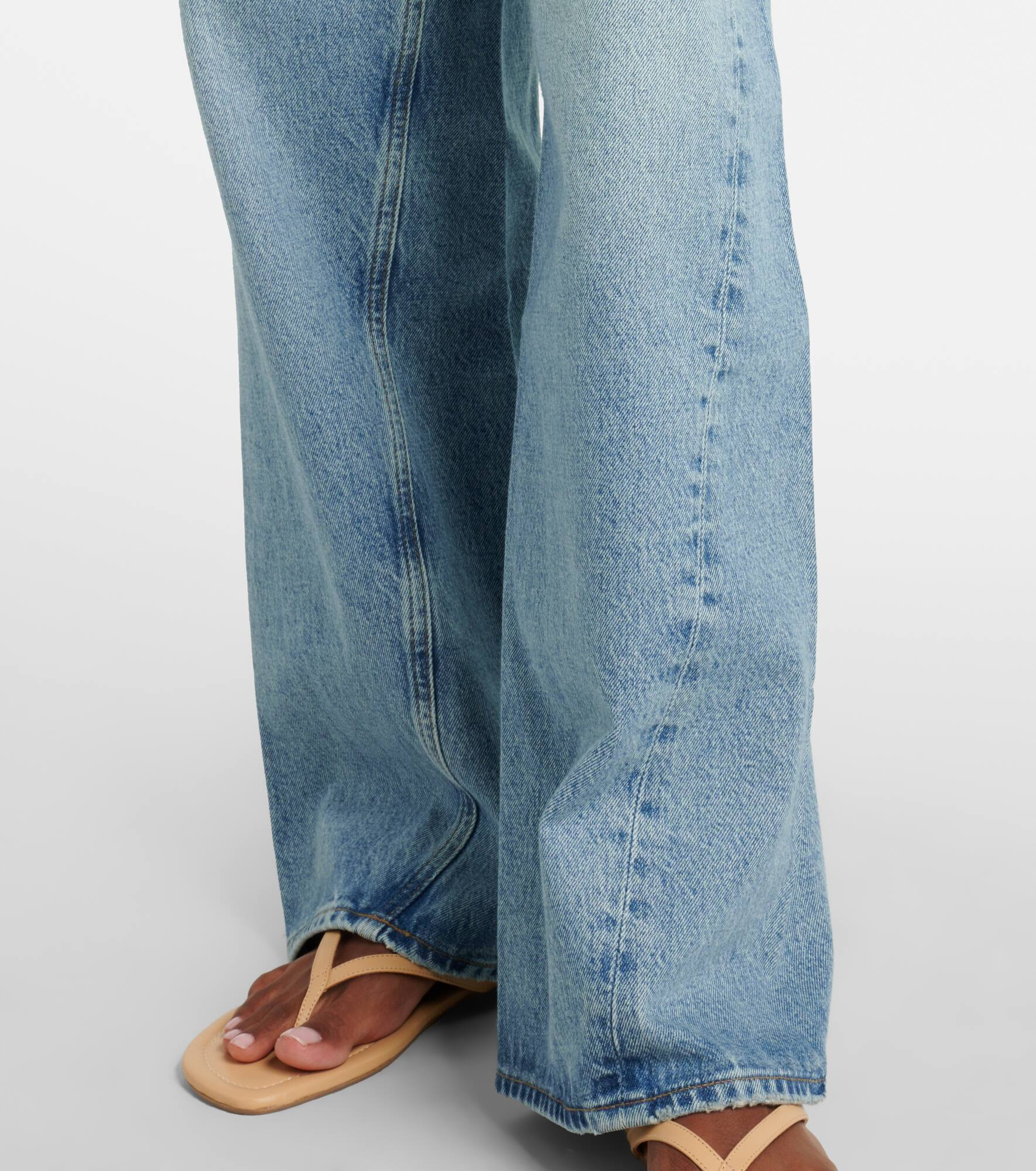 Twist low-rise wide-leg jeans - 5
