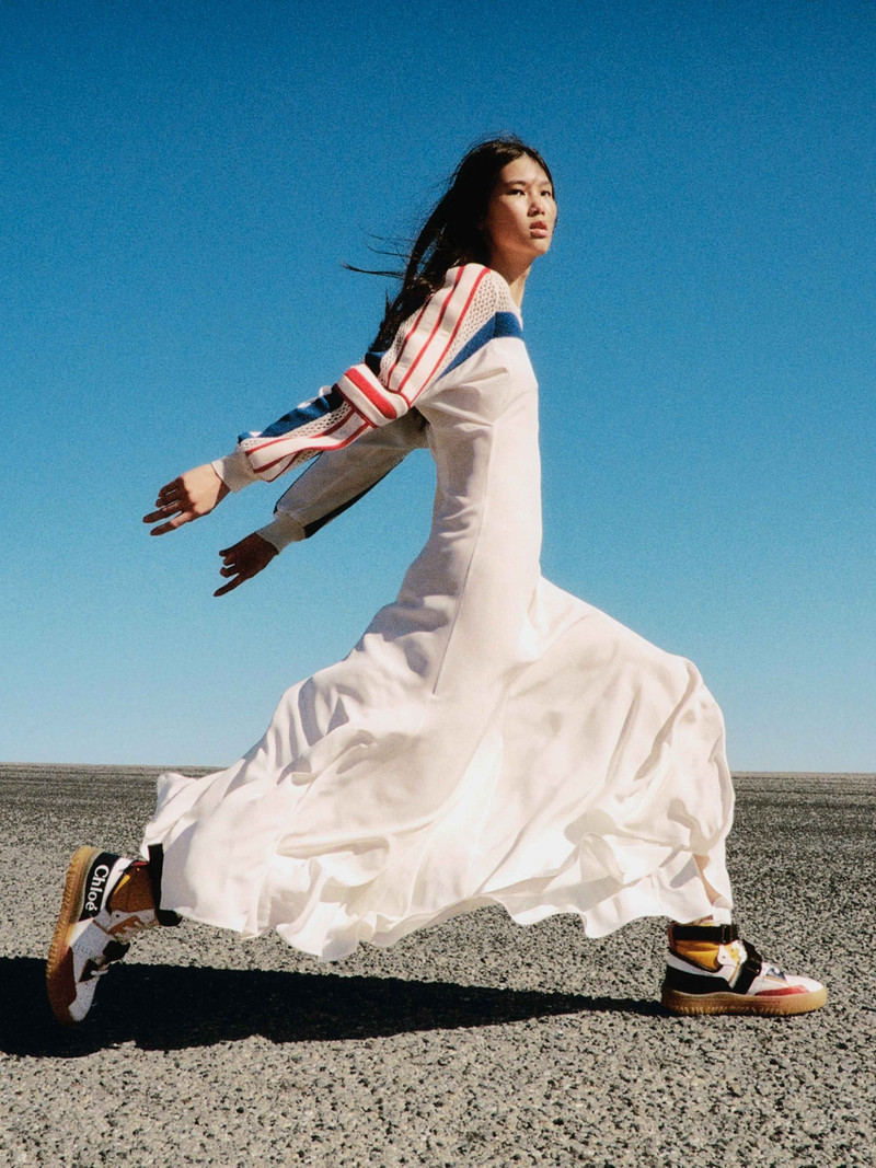 Chloé OVERSIZED LONG-SLEEVE DRESS outlook