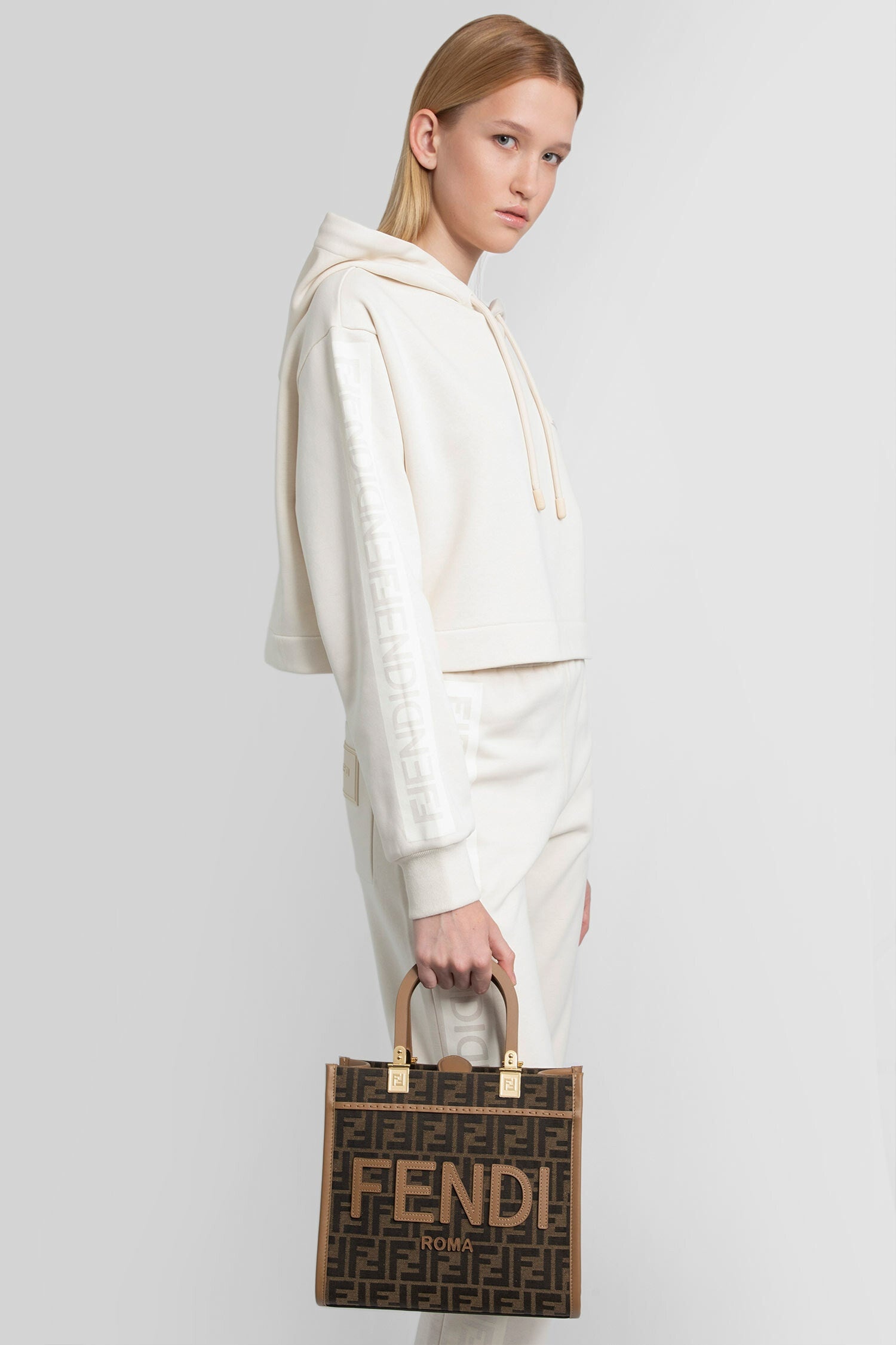 Fendi-Sunshine-Small-Top-Handle-Bag - 6