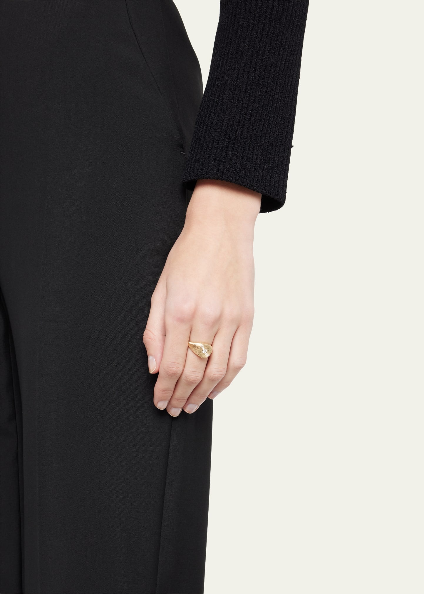 14K Gold Round Diamond Fluted Signet Ring - 2