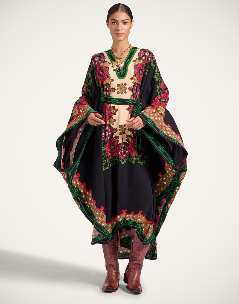 La DoubleJ Karis Kaftan outlook