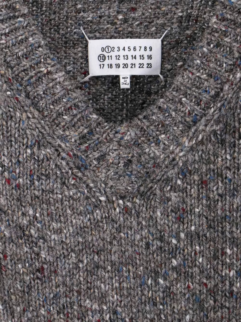 V-neck sweater - 4