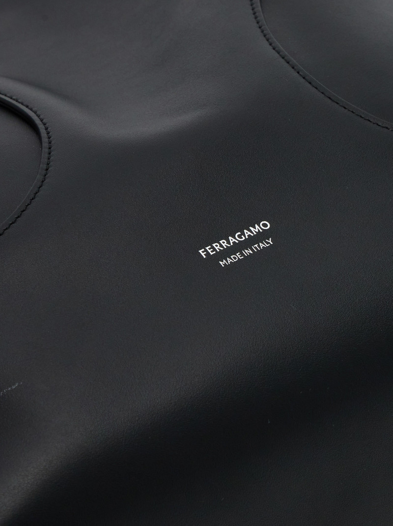 Hobo bag with cut-out detailing 6