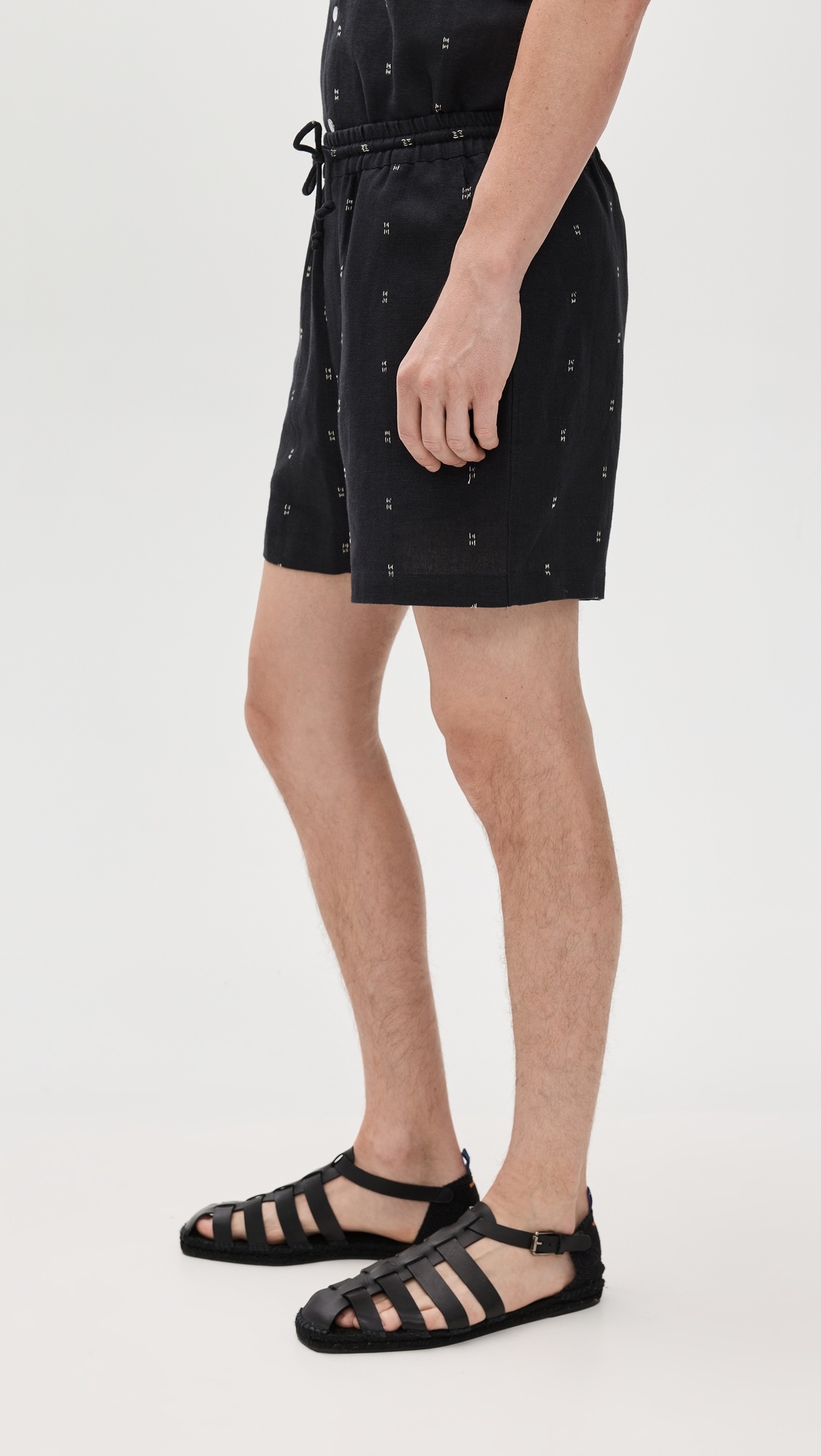 Marc Embroidered Shorts 6.25" - 3