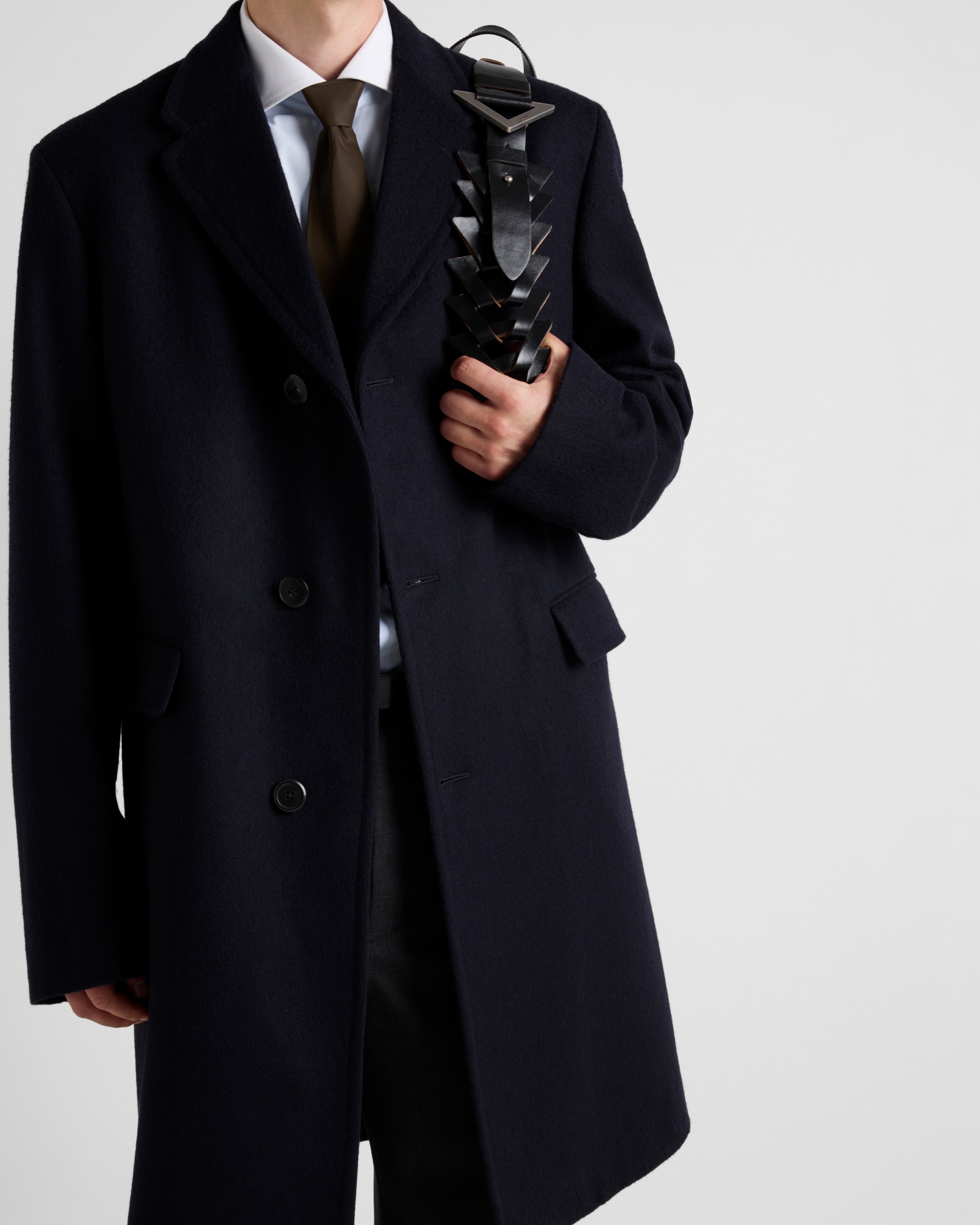 Single-breasted wool coat - 4