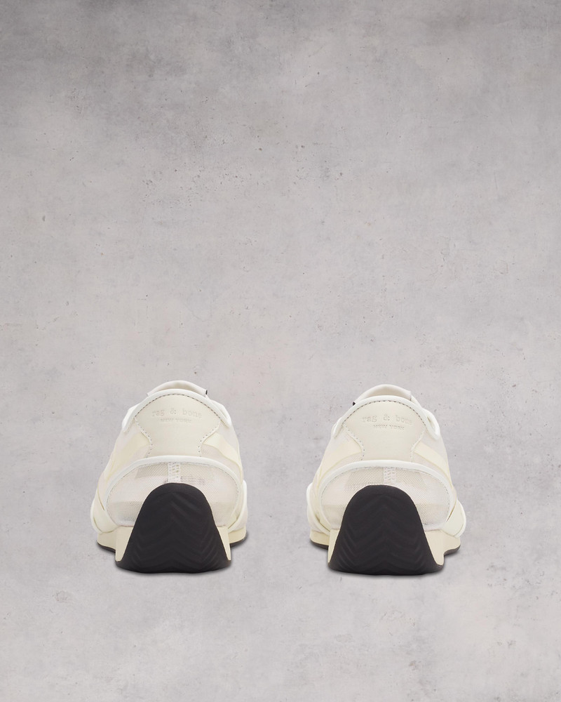 Retro Runner Slim - Mesh
Low Top Sneaker 3