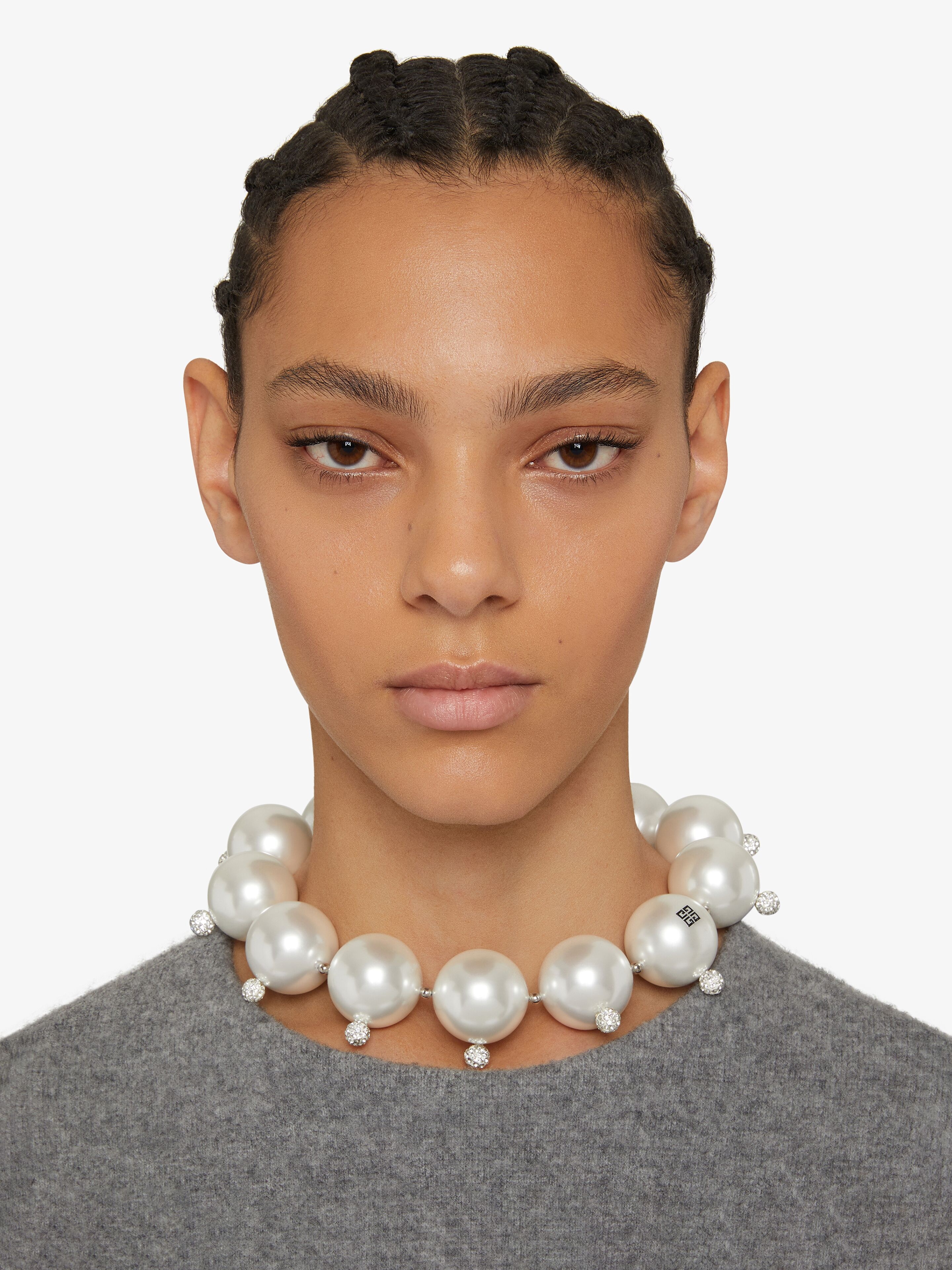 4G PEARL NECKLACE WITH CRYSTALS - 3