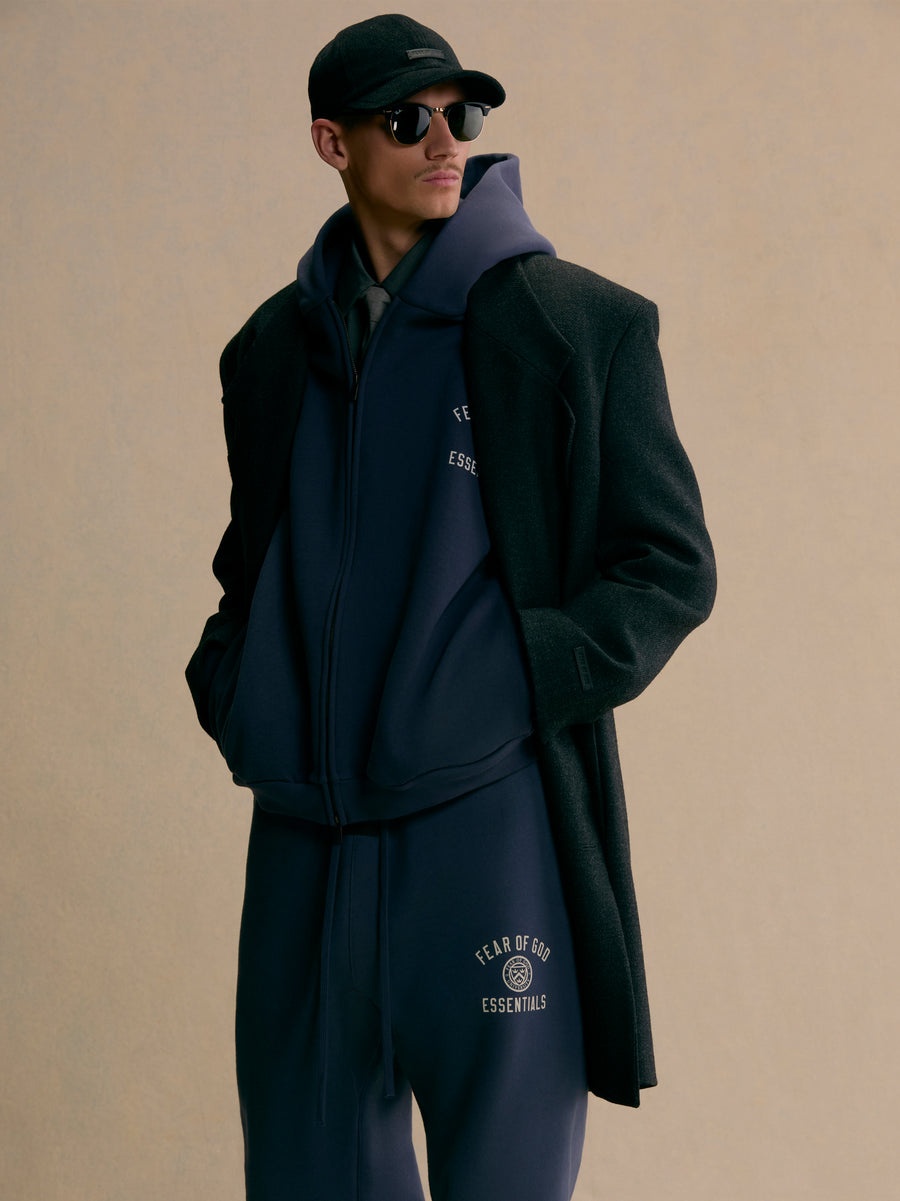Fleece Essential Sweatpant - 2
