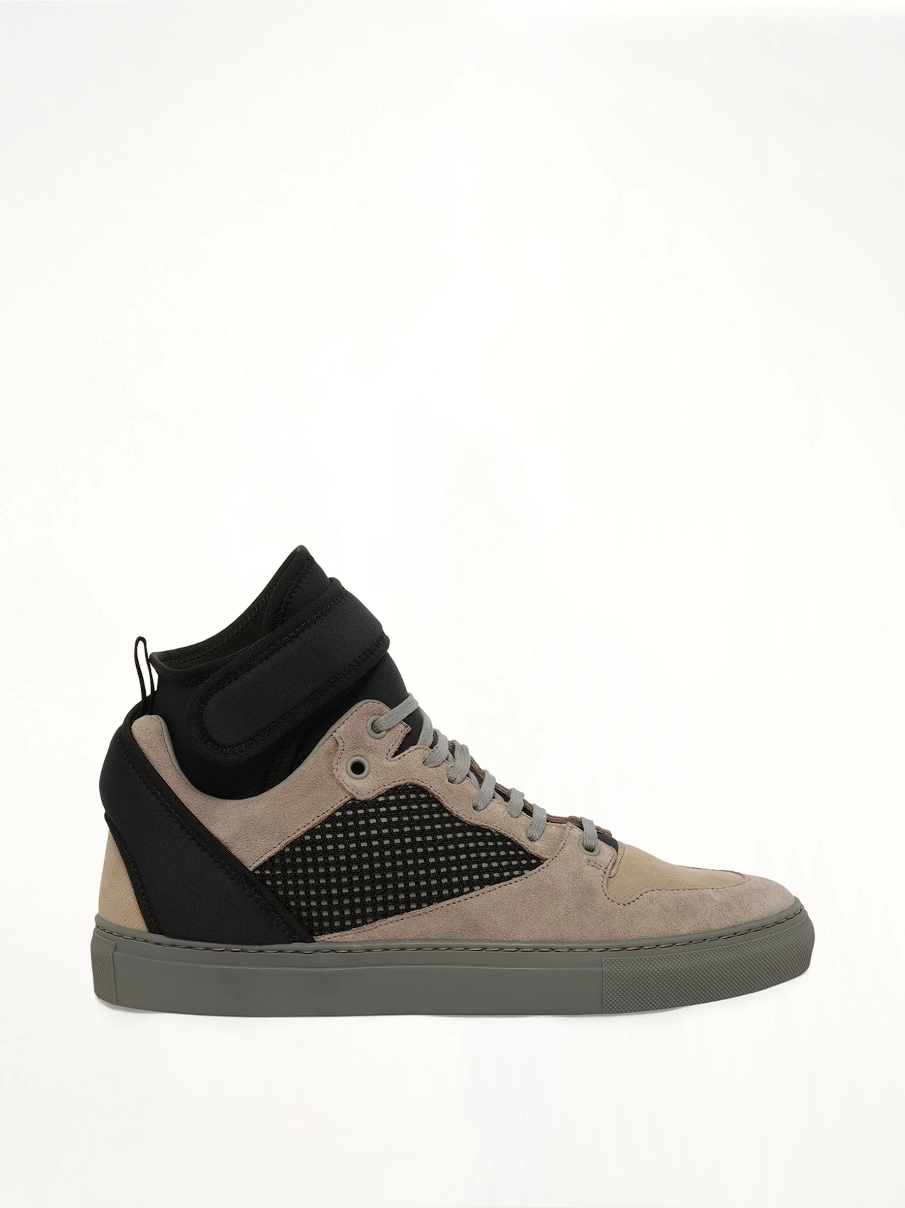 Balenciaga M Leather Sneakers in 1260 - 1