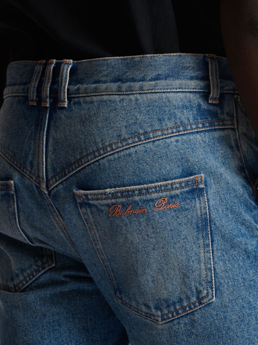 mid-rise straight-leg jeans - 7