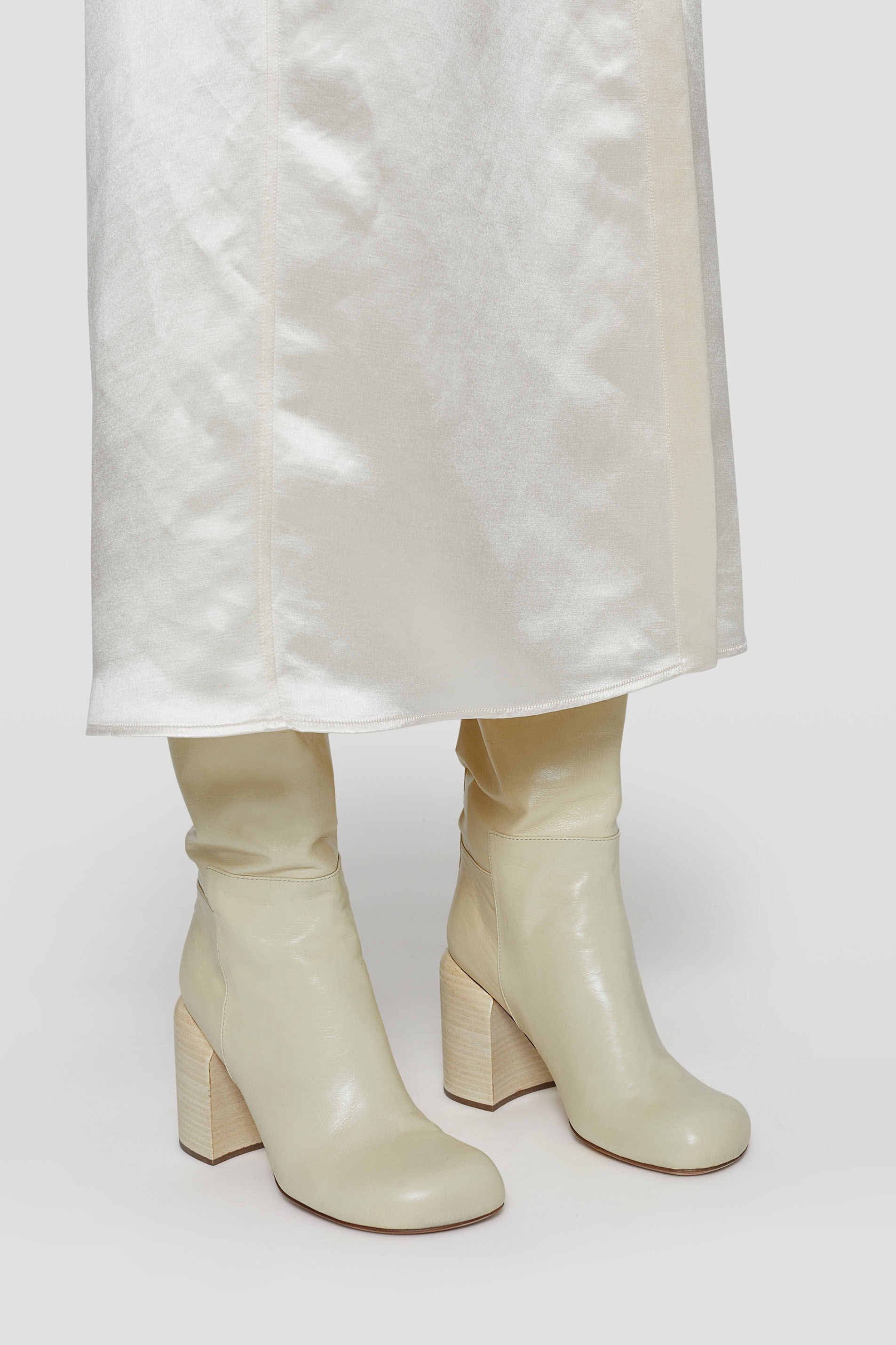 Knee Boots - 7