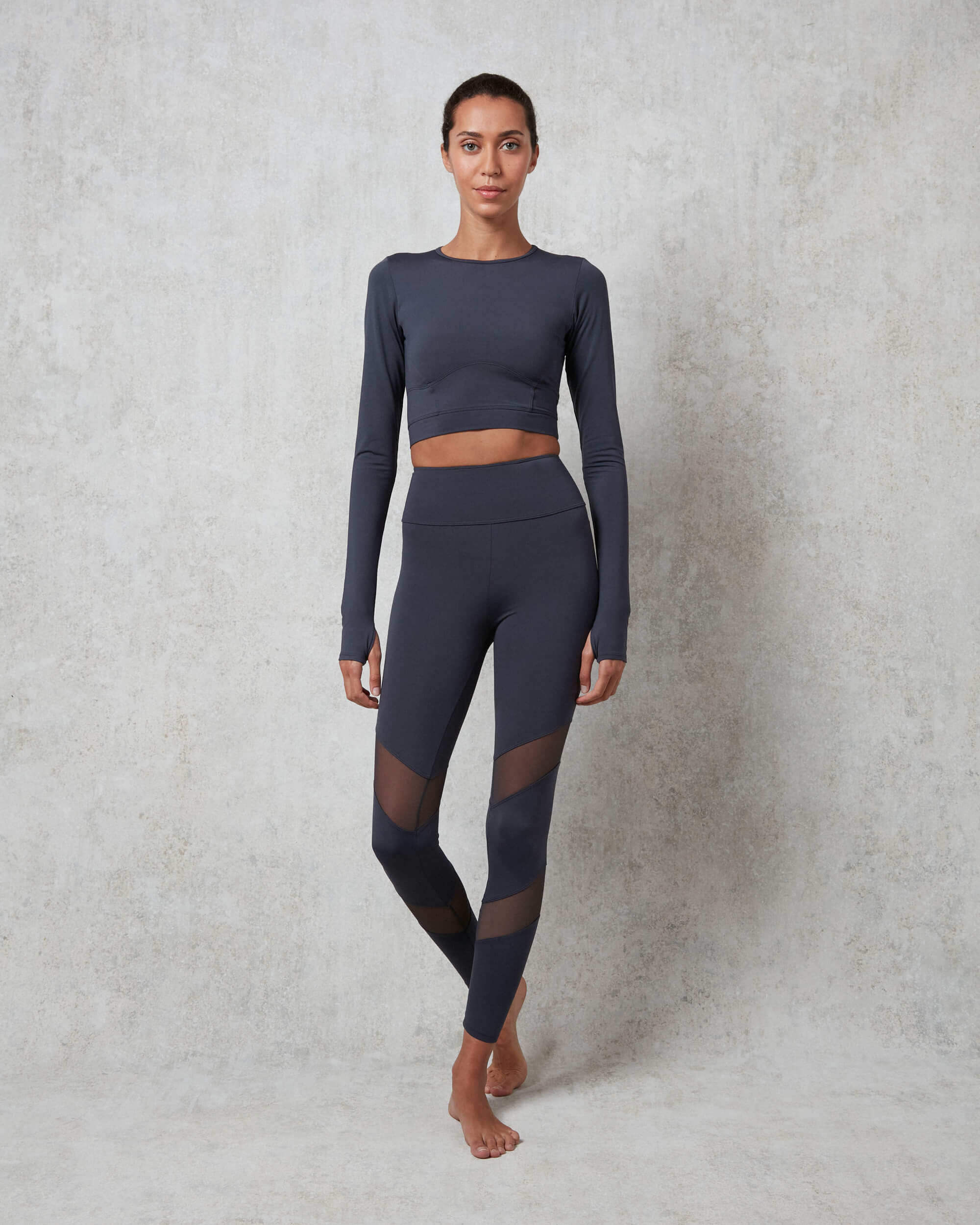 LONG-SLEEVE CROP TOP - 4