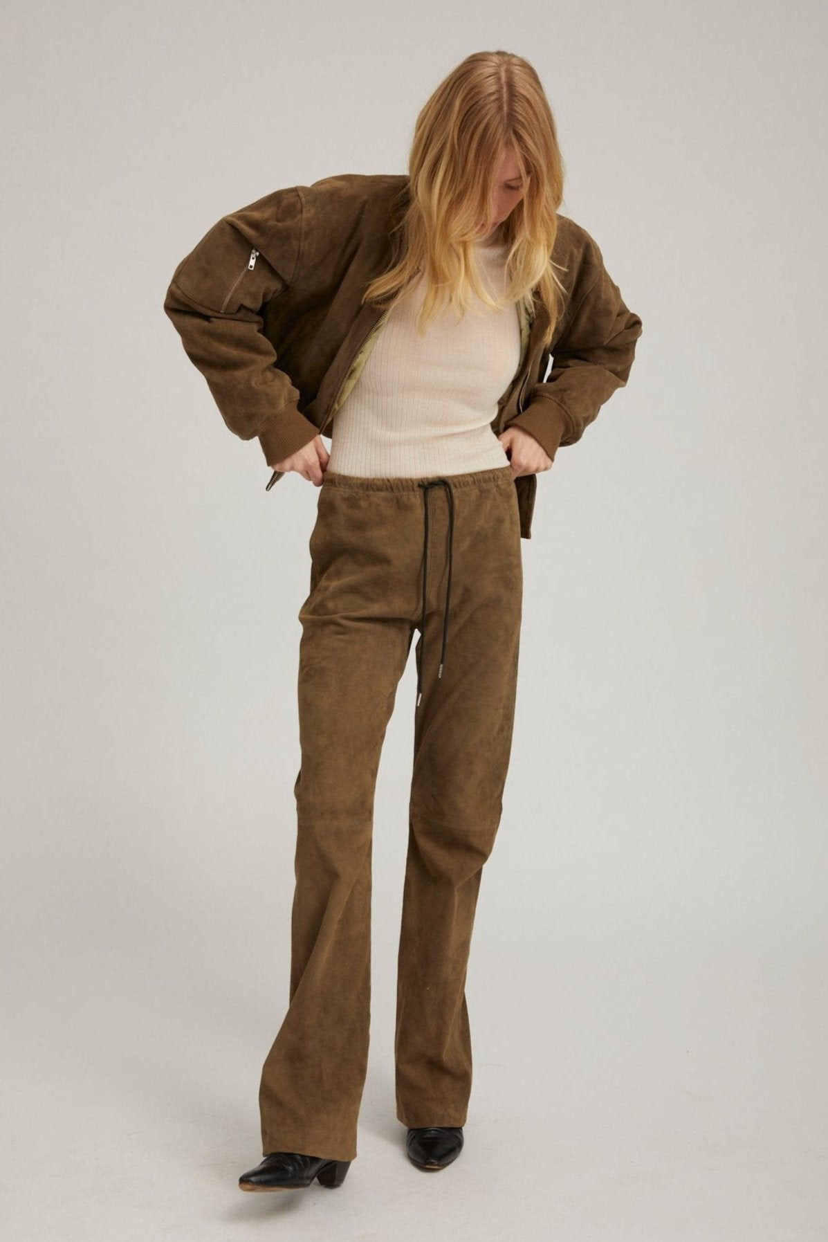 OLIVE SUEDE STRAIGHT LEG PANTS - 3